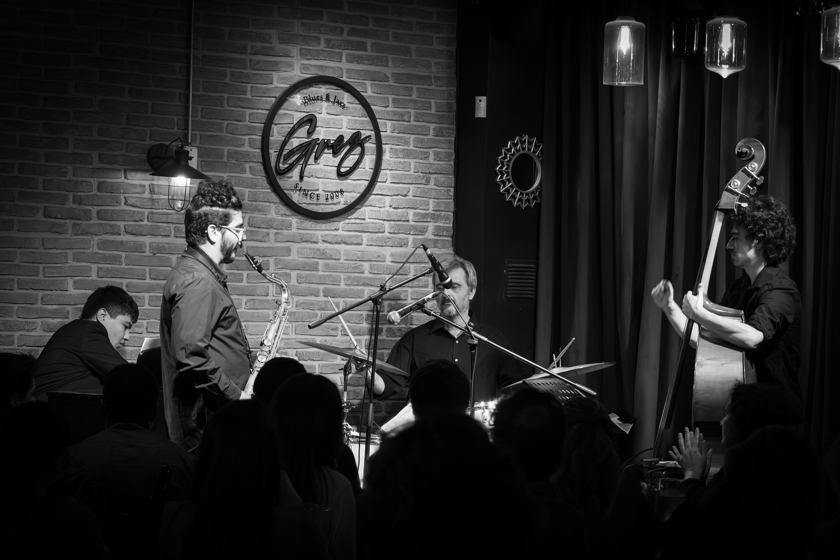 fULL: la música de Fulano