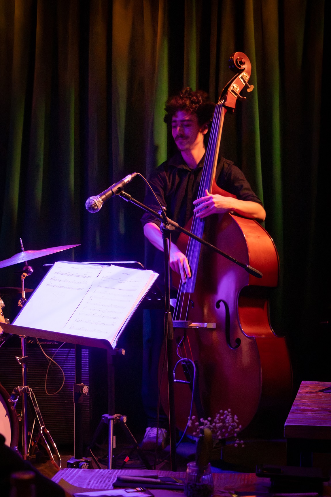 Ernesto Holman - Abstracciones sonoras y pictóricas