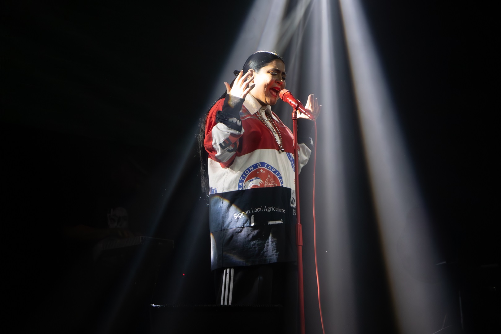 Meshell Ndegeocello + Masquemusica