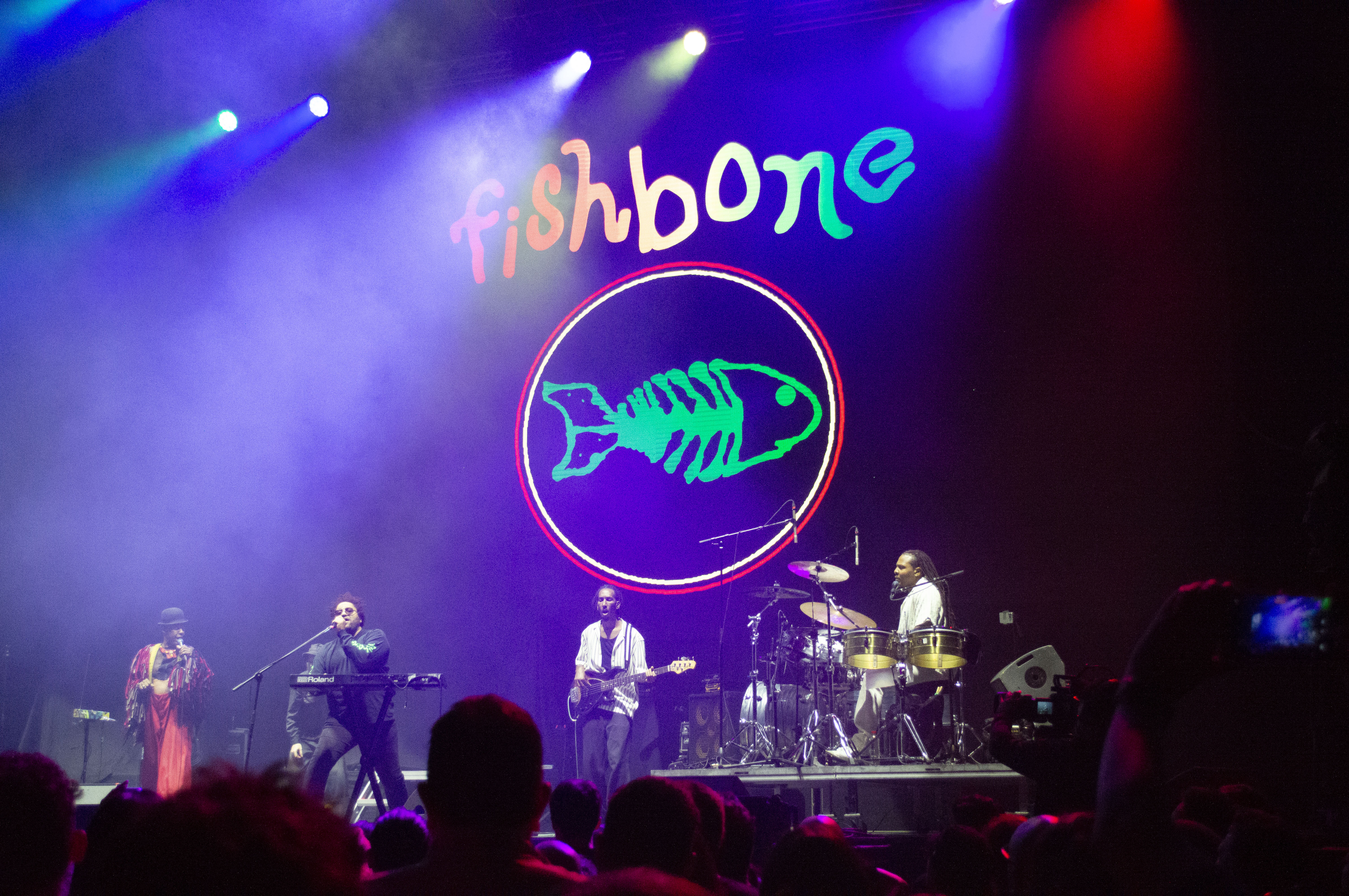 Los Fabulosos Cadillacs - Fishbone - Chico Trujillo