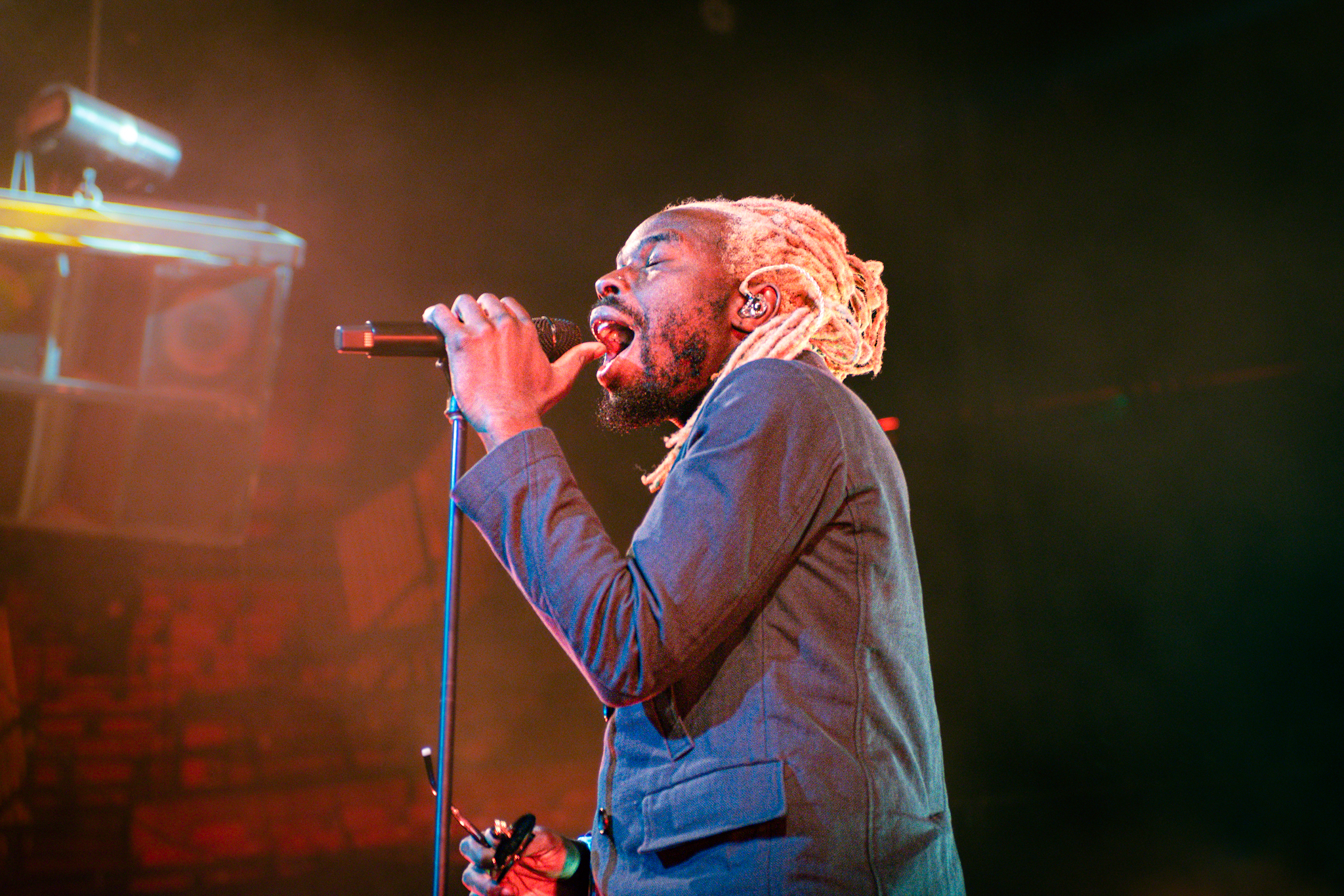 Black Pumas - Chronicles of a Diamond Tour