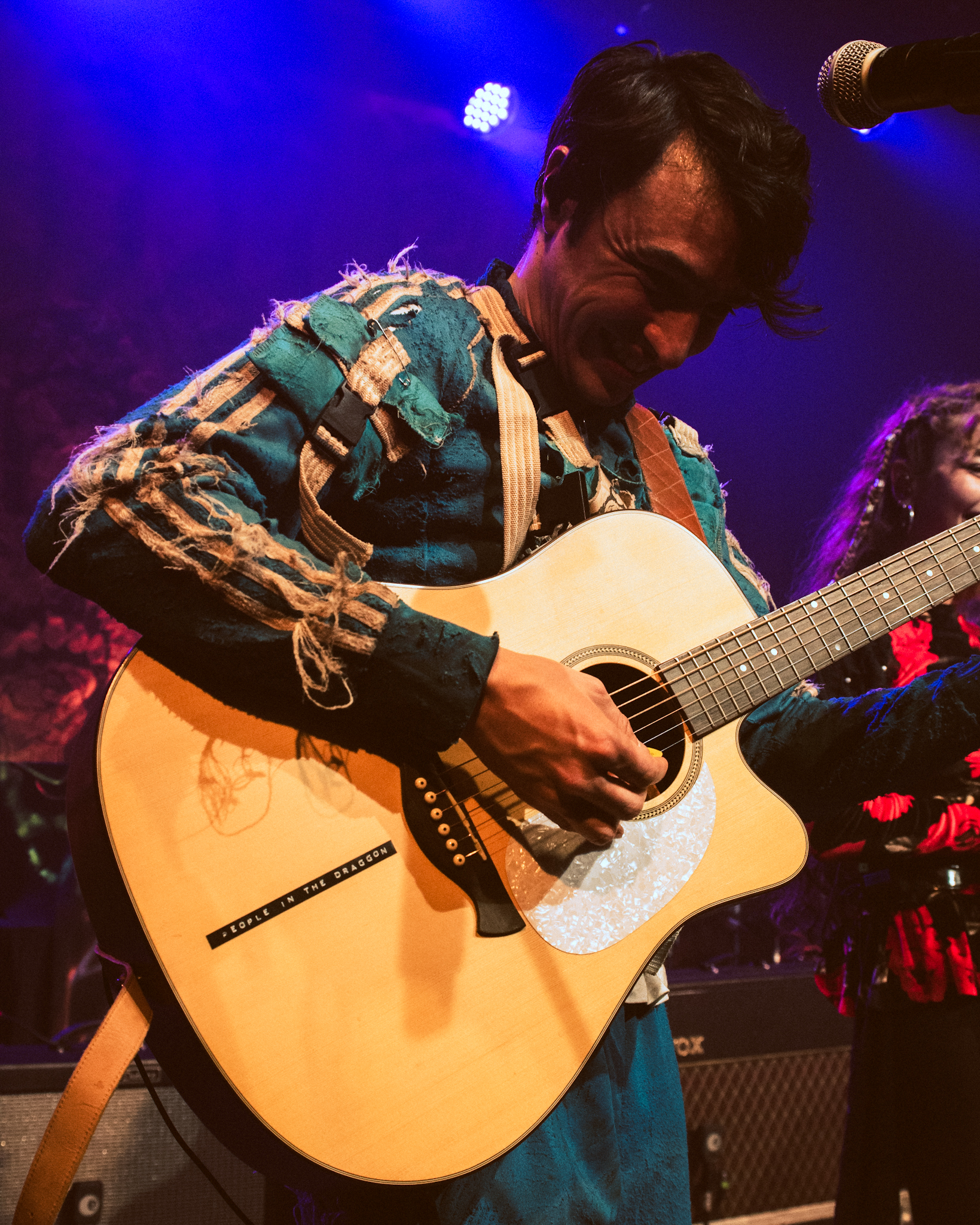 Plumas - Lanzamiento "La Weá"