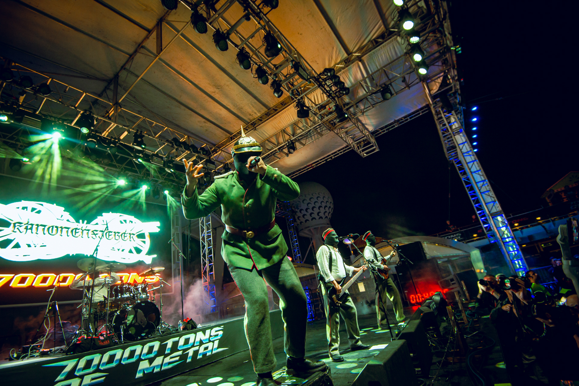 70000 Tons Of Metal 2026