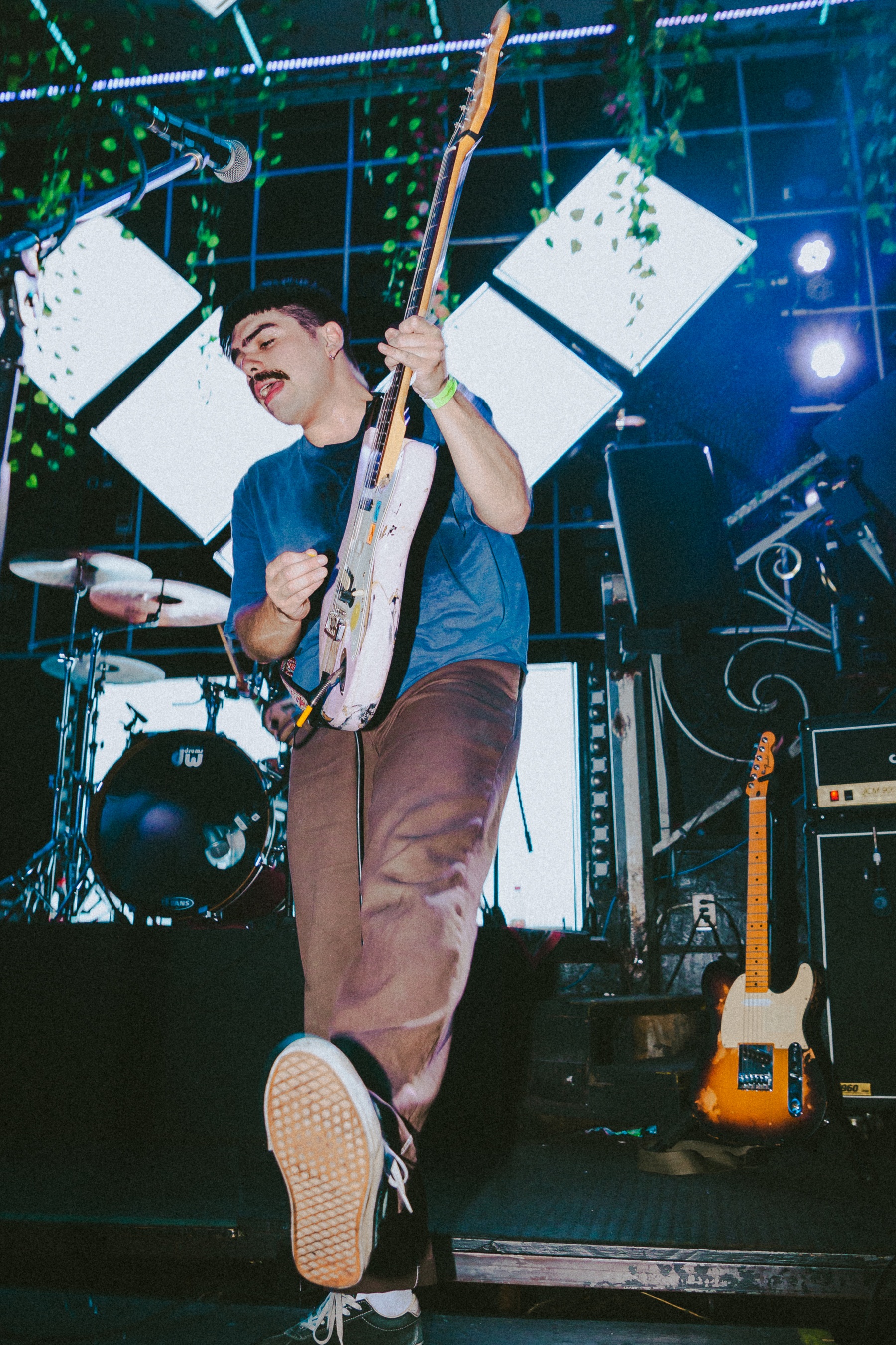 Glitterer - Febrary Tour