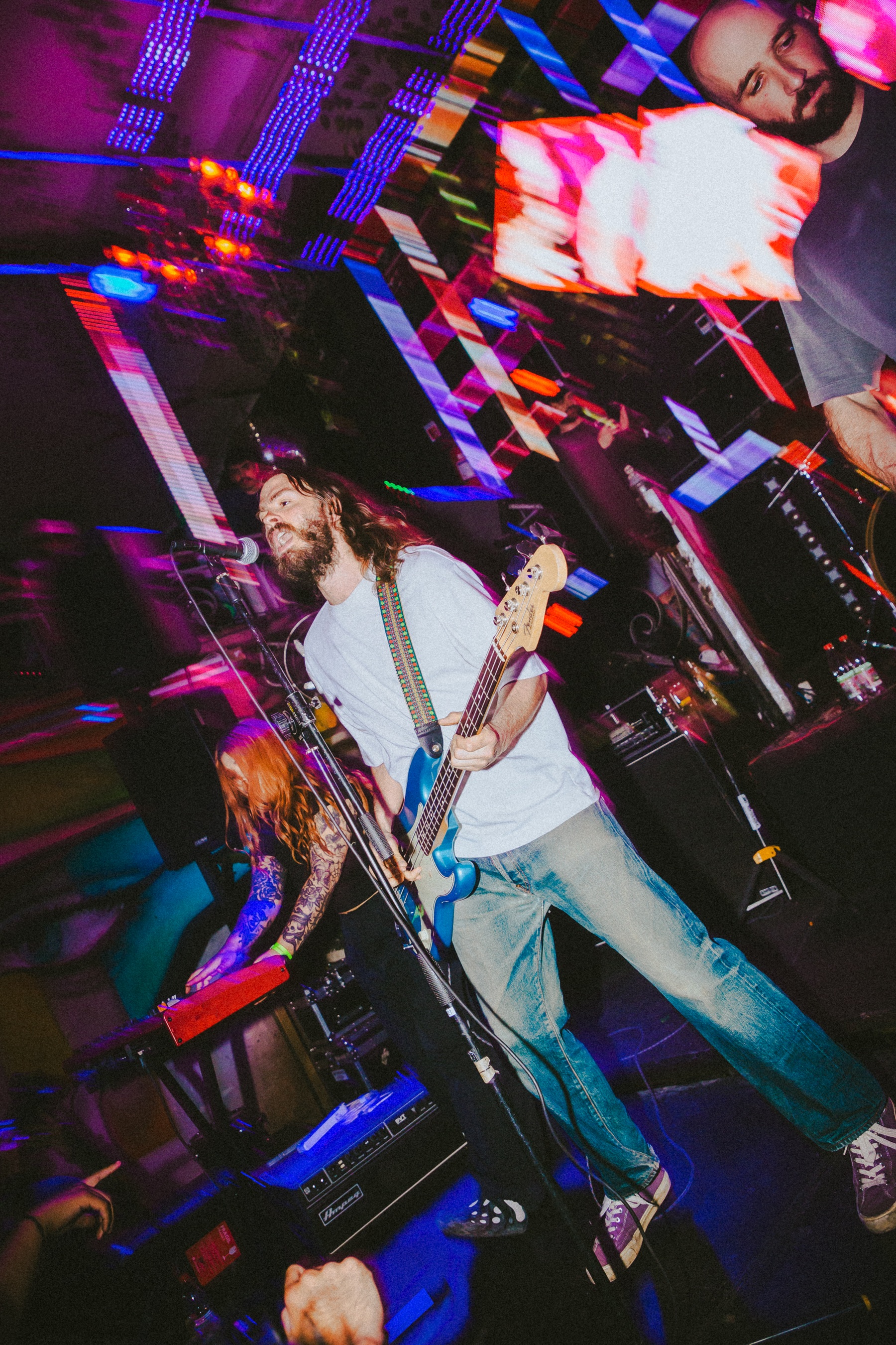 Glitterer - Febrary Tour