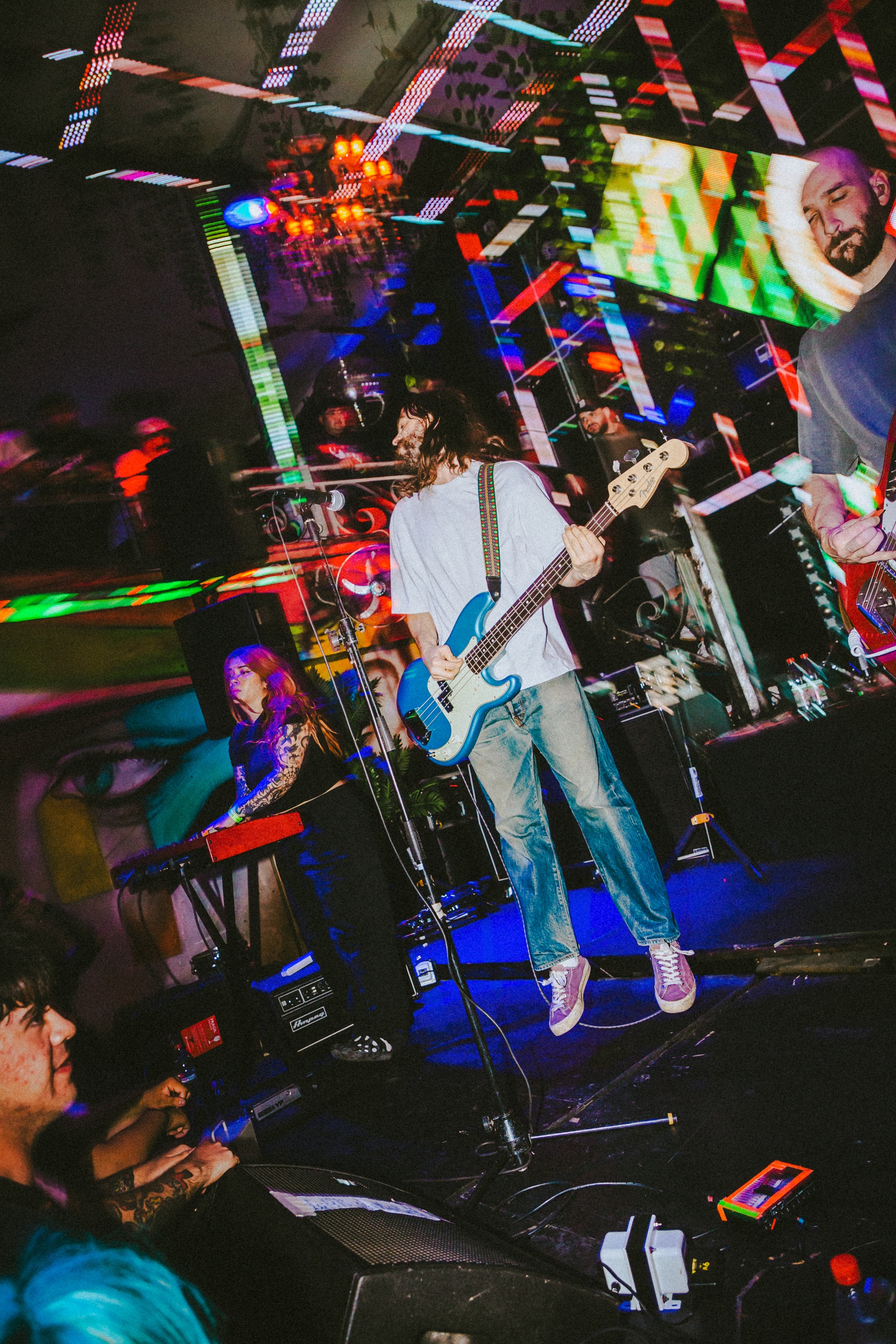 Glitterer - Febrary Tour