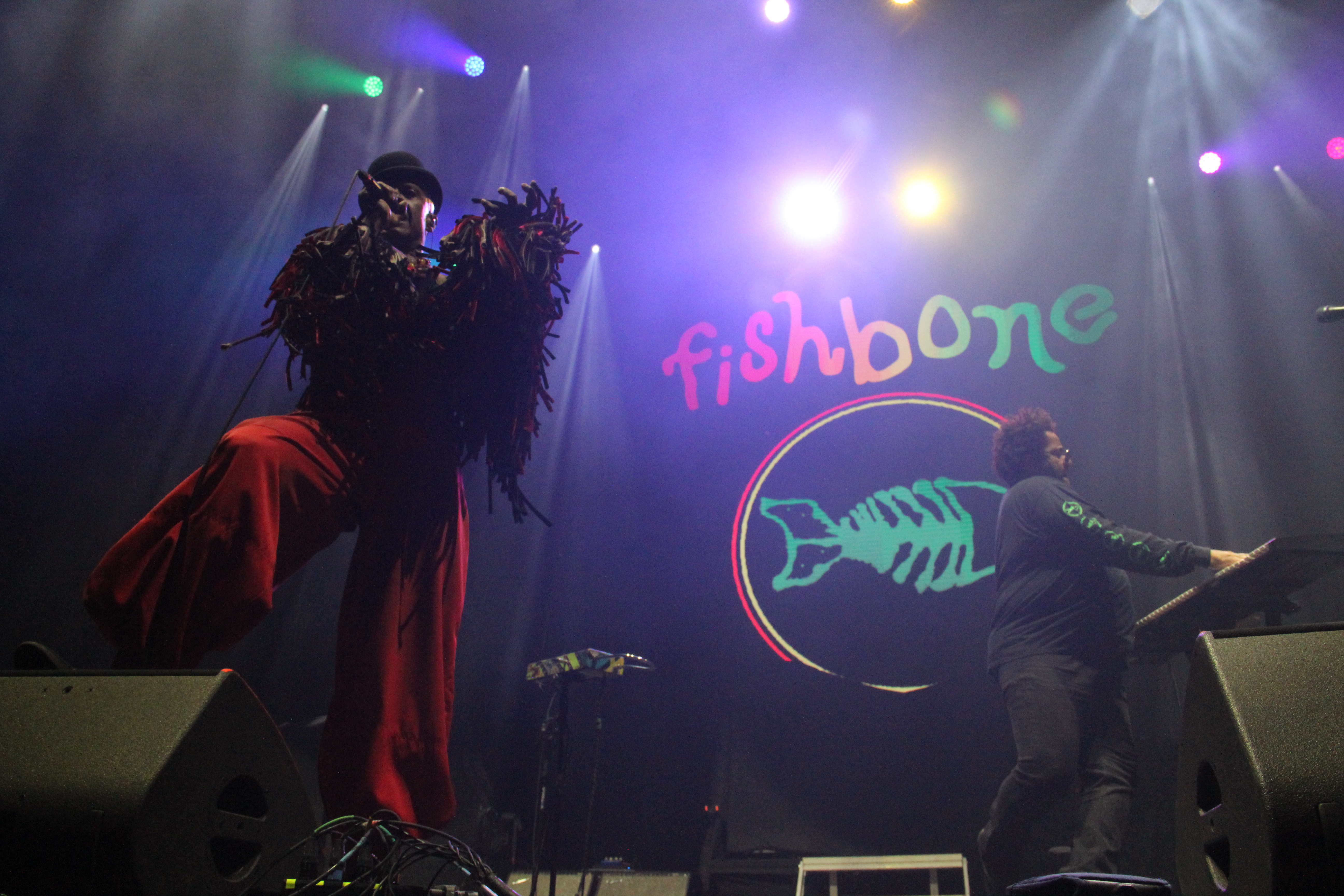 Los Fabulosos Cadillacs - Fishbone - Chico Trujillo