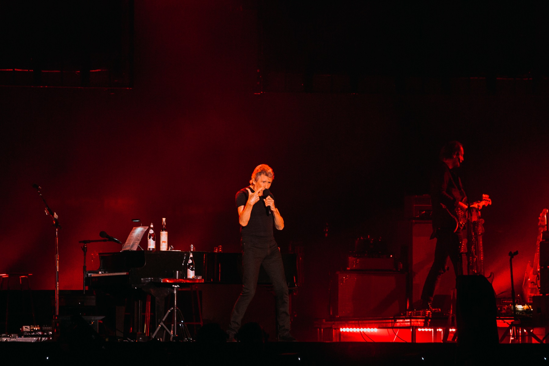 Roger Waters - This Is Not a Drill