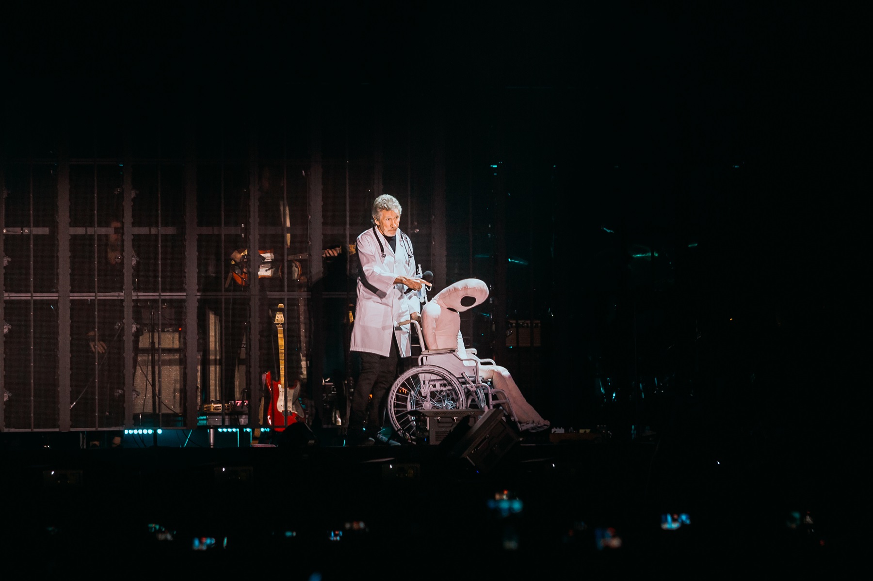 Roger Waters - This Is Not a Drill