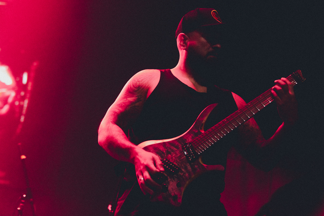 Criminal - 30 años de "Victimized"