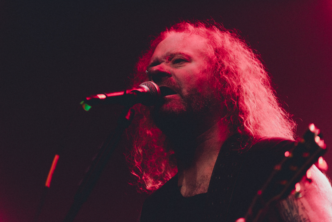 Criminal - 30 años de "Victimized"