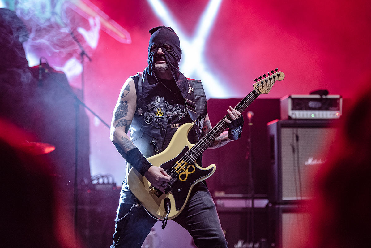 Venom - 7 Latin Dates of Hell