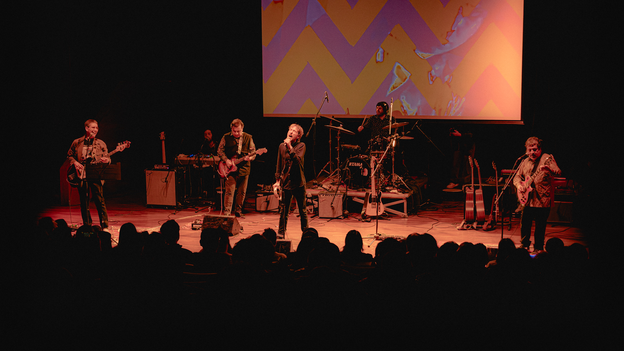 Los Santos Dumont - 30 años ''Un Día en el Ático (Y lo que Encontramos Allí)''