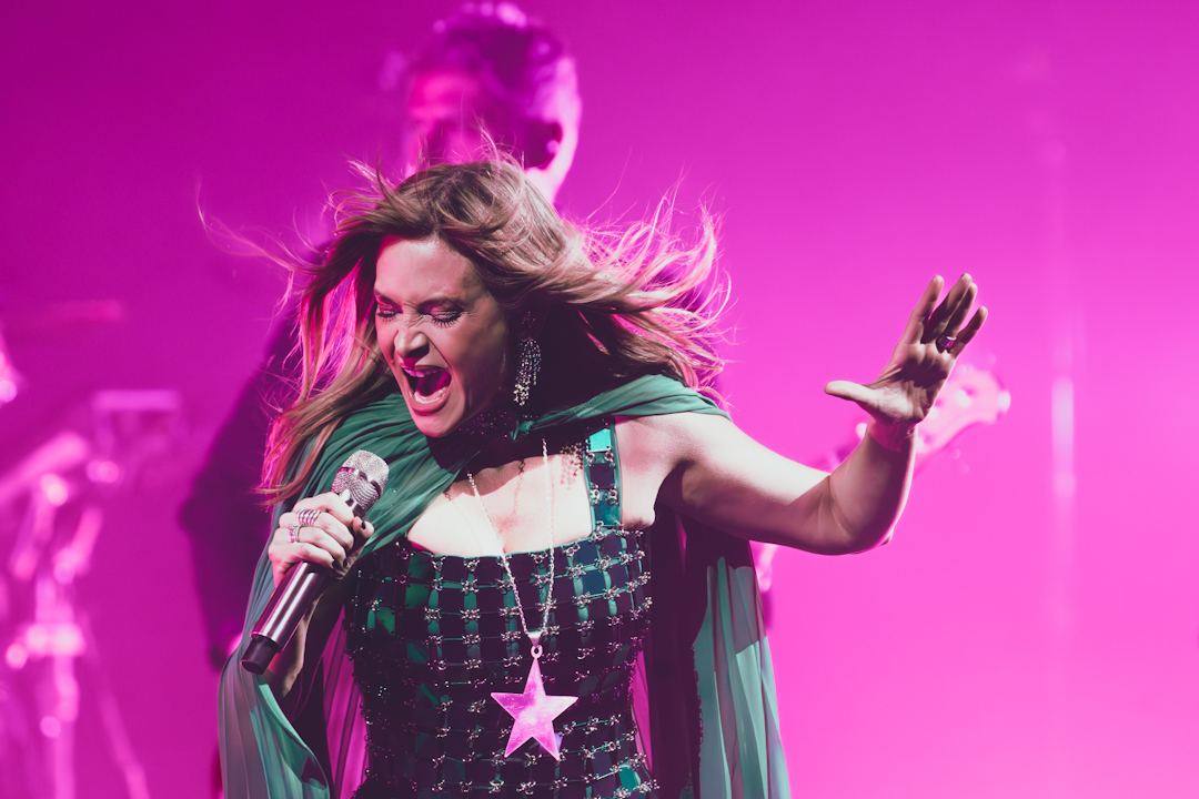 Nicole - Dame Luz Tour