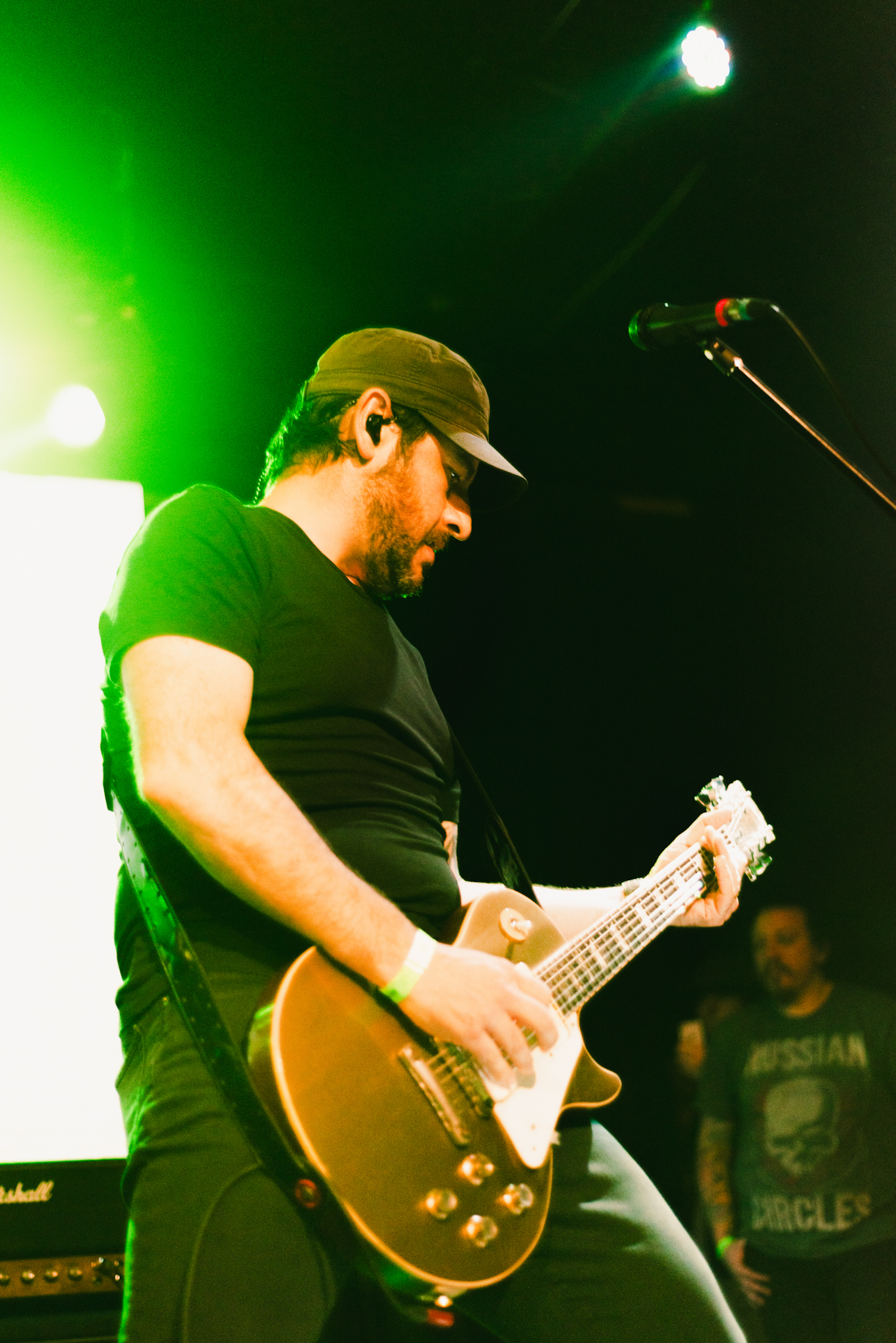 Tenemos Explosivos & Cómo Asesinar a Felipes