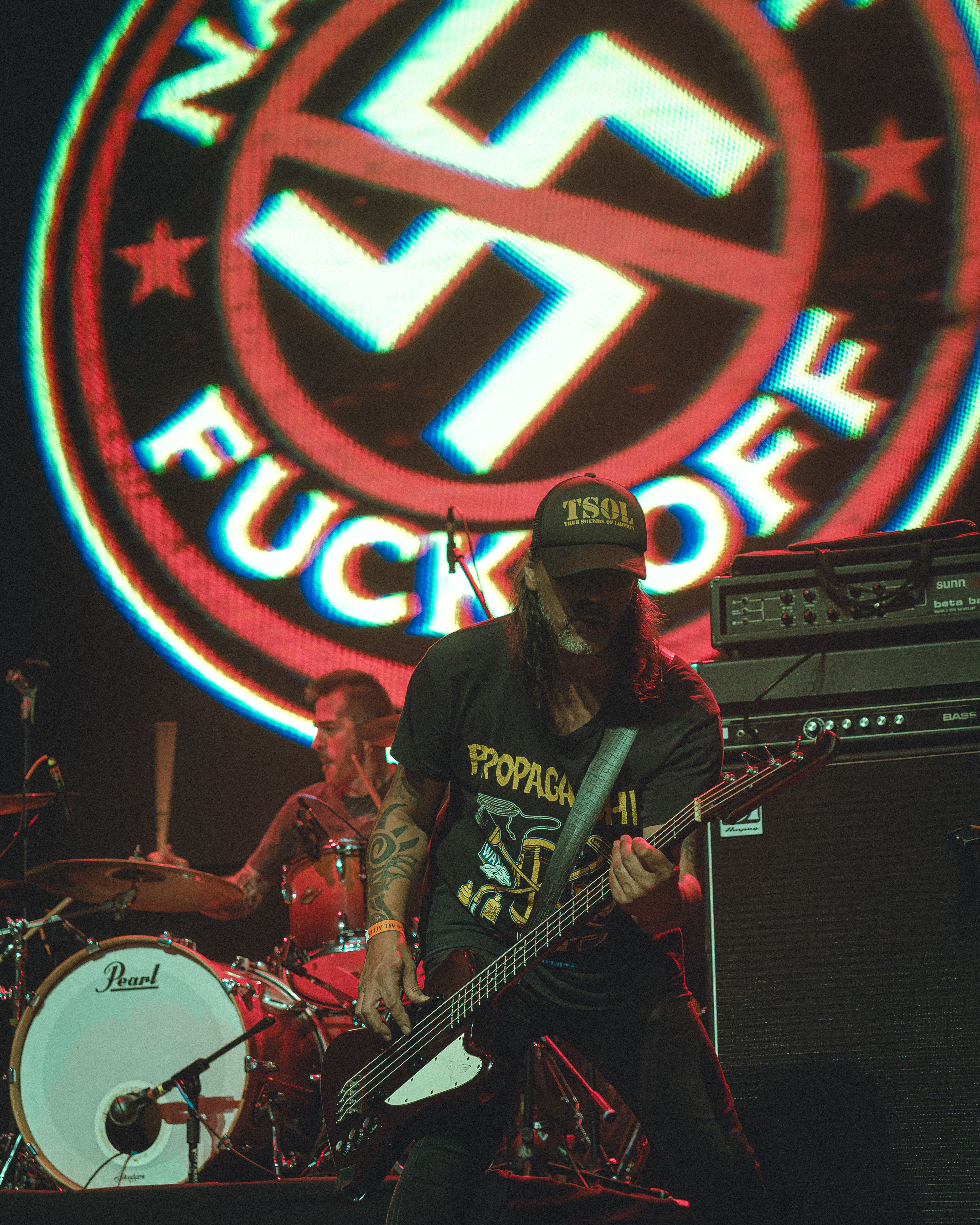 Fiskales Ad-Hok - Gira 2026