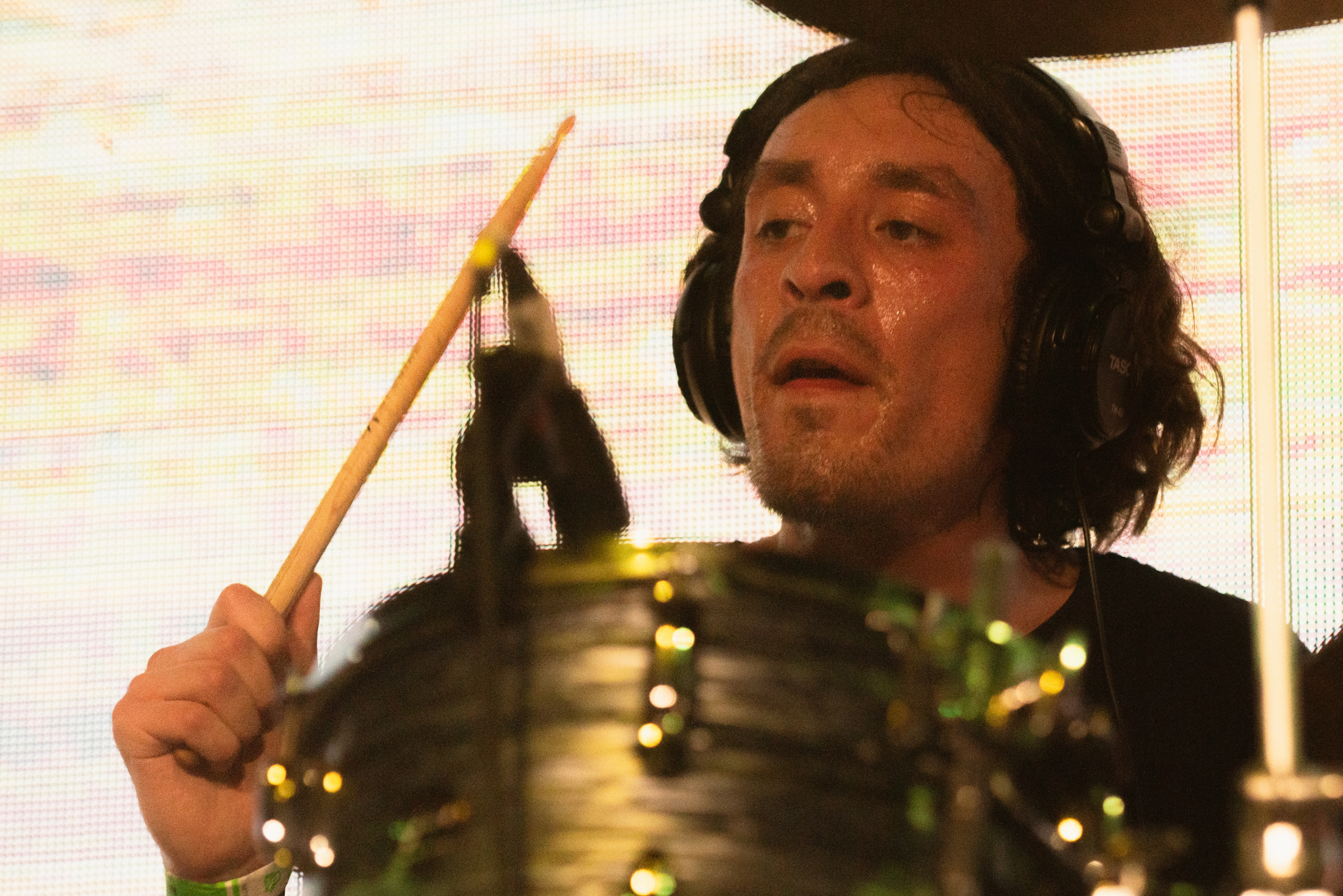 Tenemos Explosivos & Cómo Asesinar a Felipes