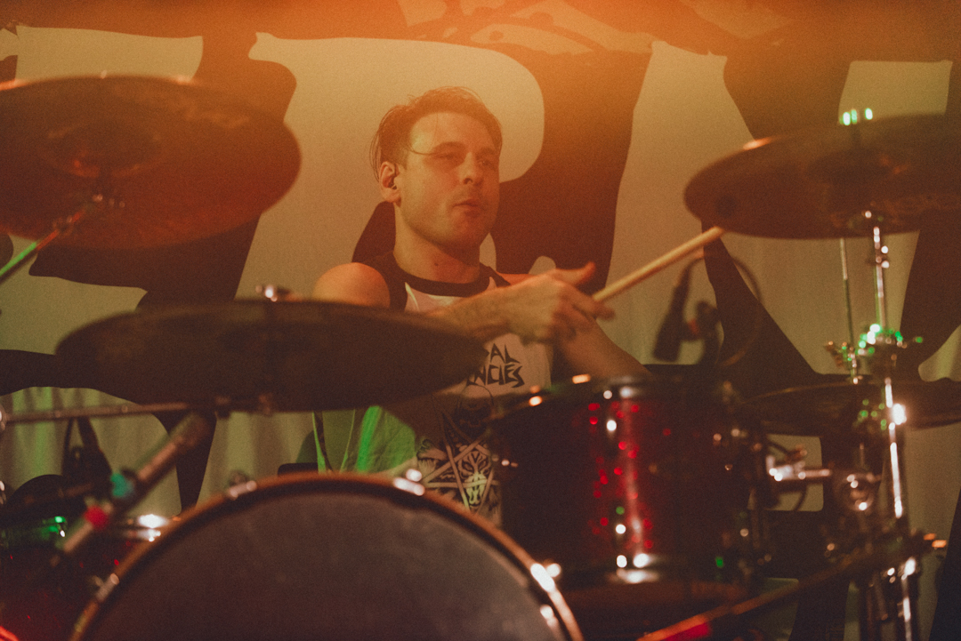 Eterna Inocencia - 2 Noches en Santiago