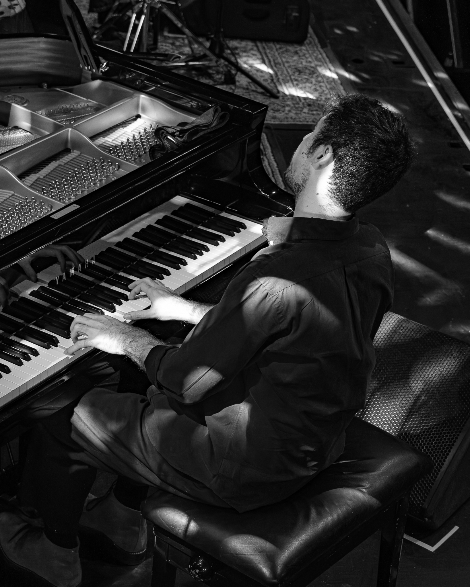 Avishai Cohen Trio - Brighlight Tour