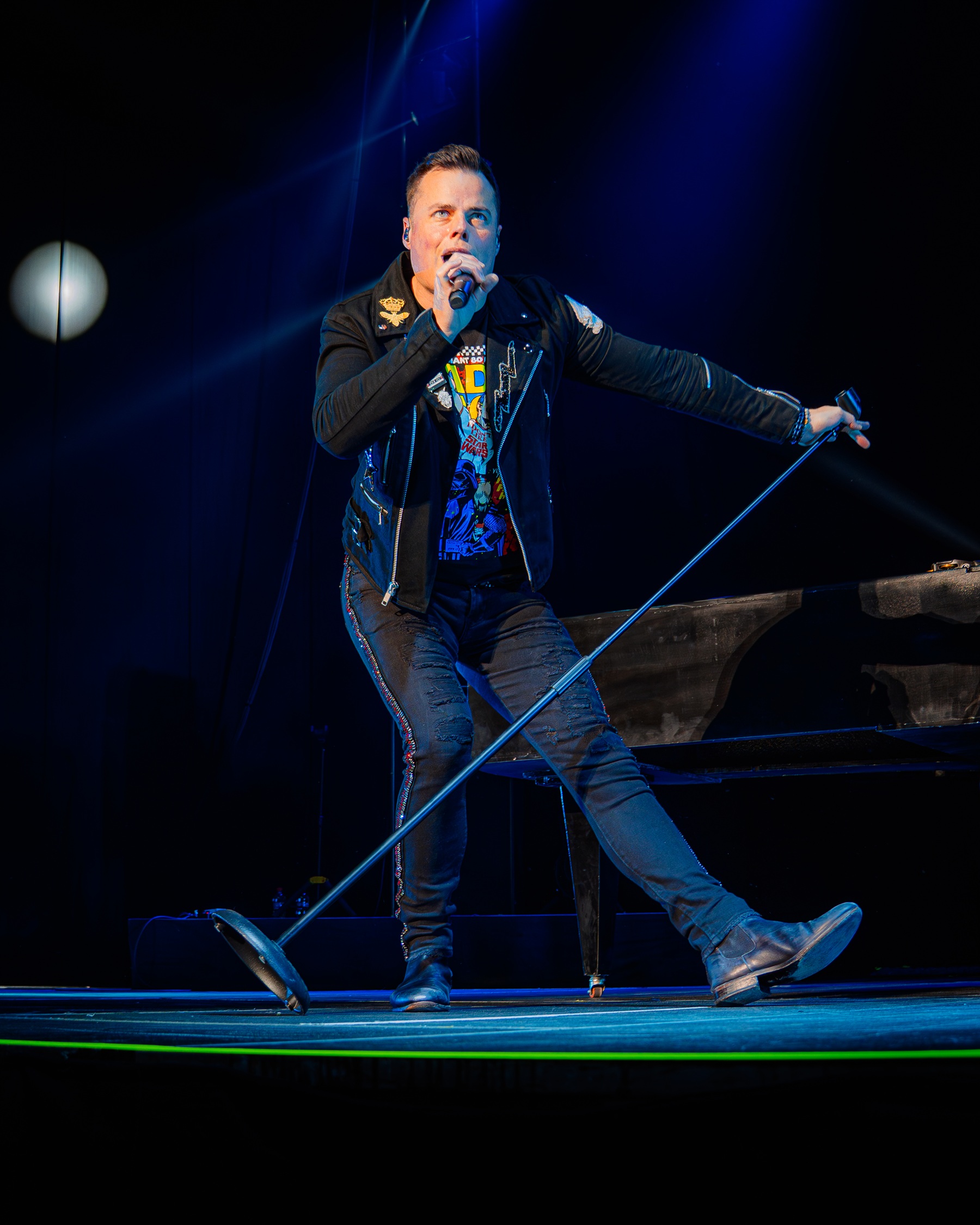 Marc Martel - One Vision of Queen