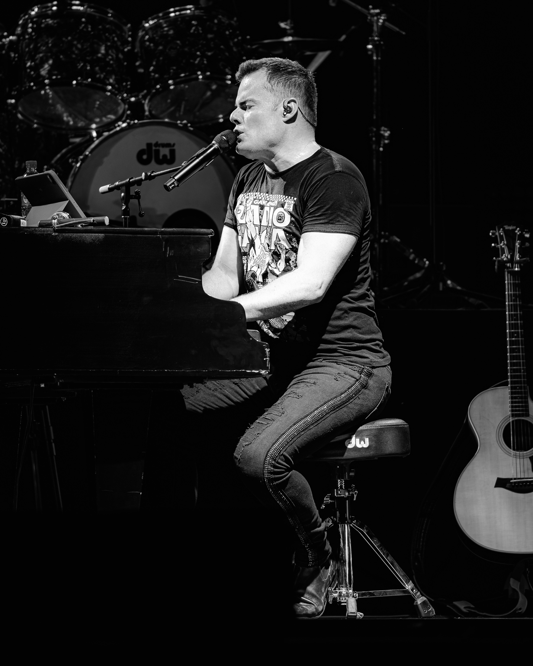 Marc Martel - One Vision of Queen