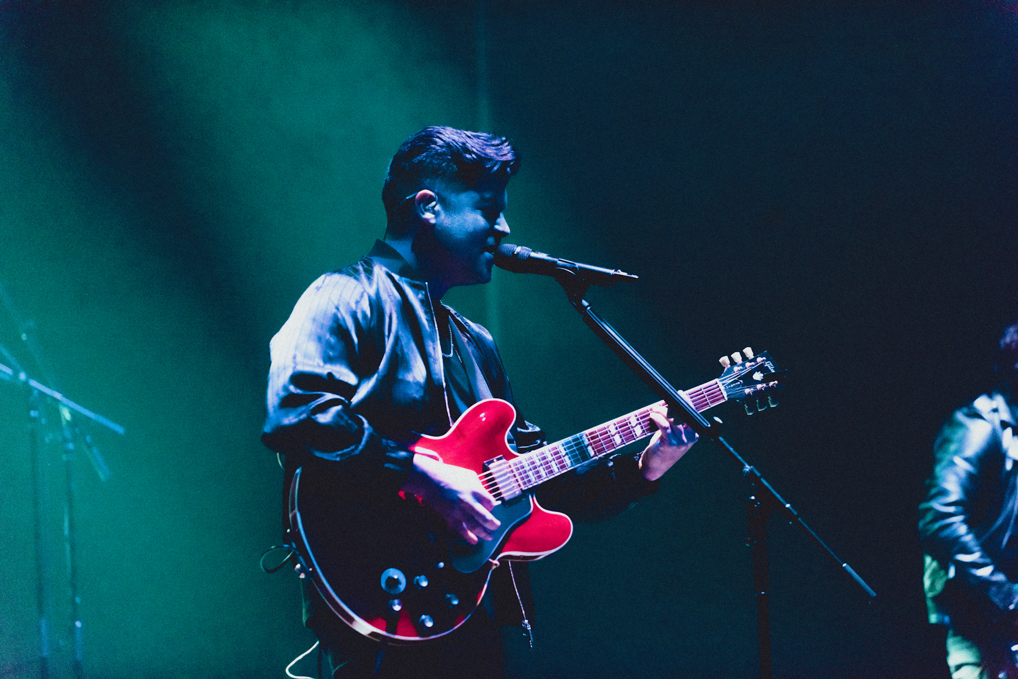 We Are the Grand - Lanzamiento "Corazón Negro"