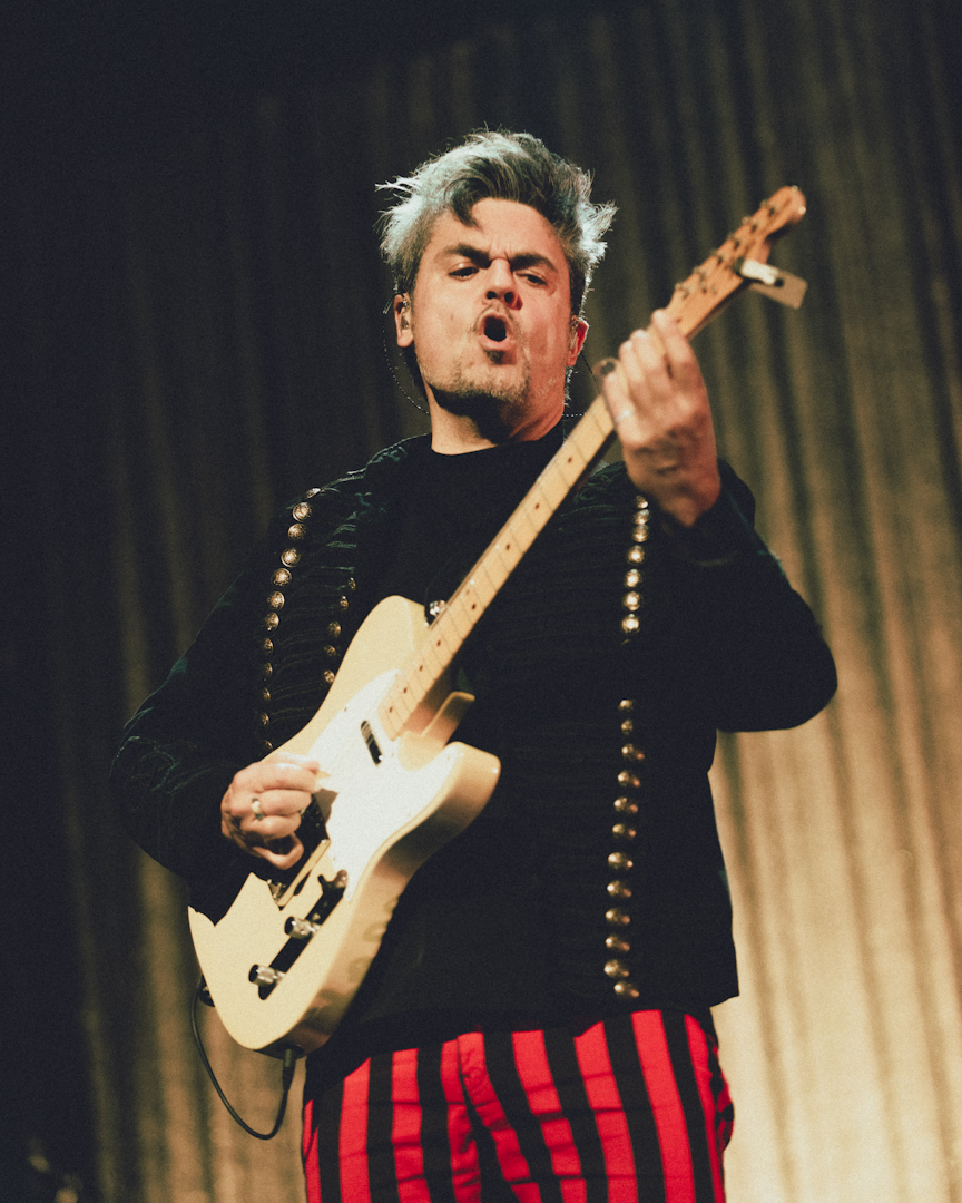 Los Tres - 30 años de ''La Espada & La Pared''