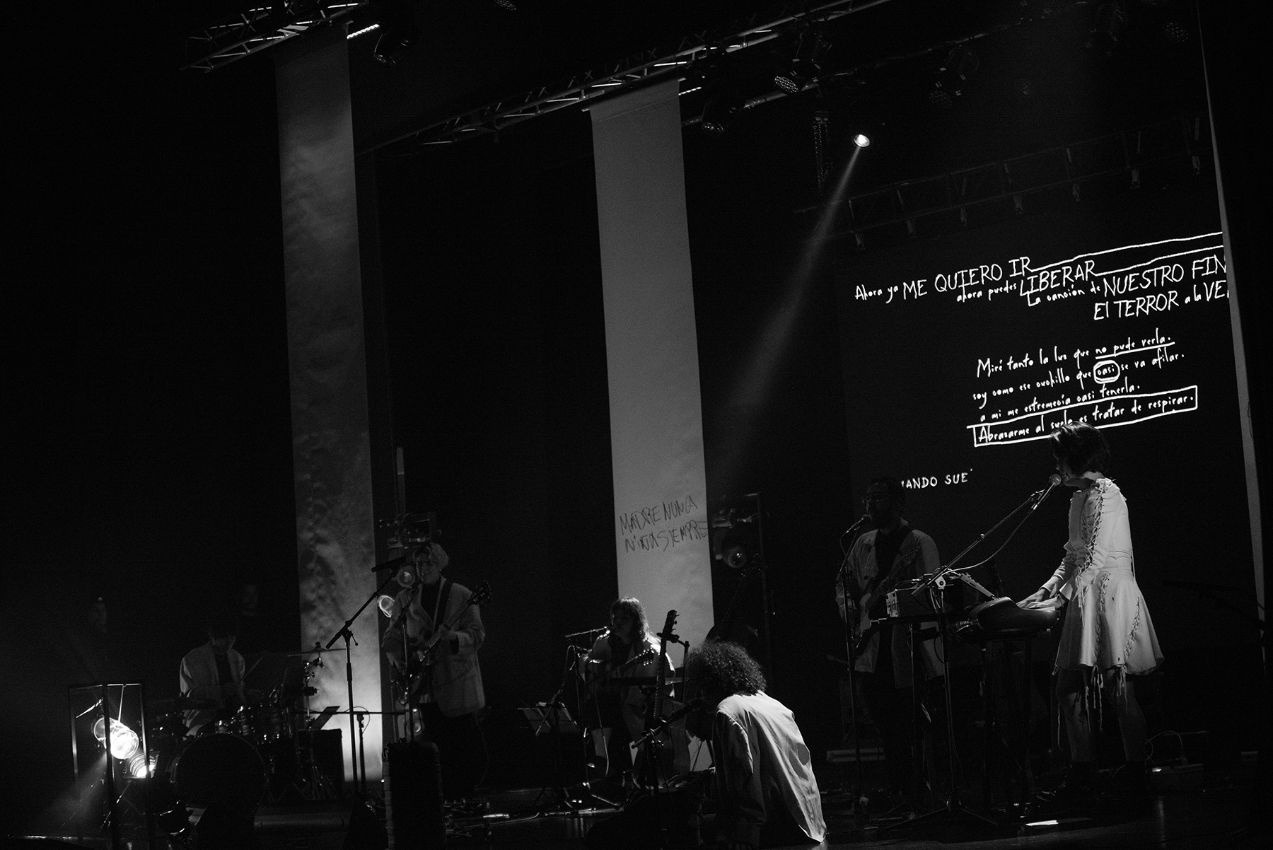 Camila Moreno - Lanzamiento ''La Primera Luz''