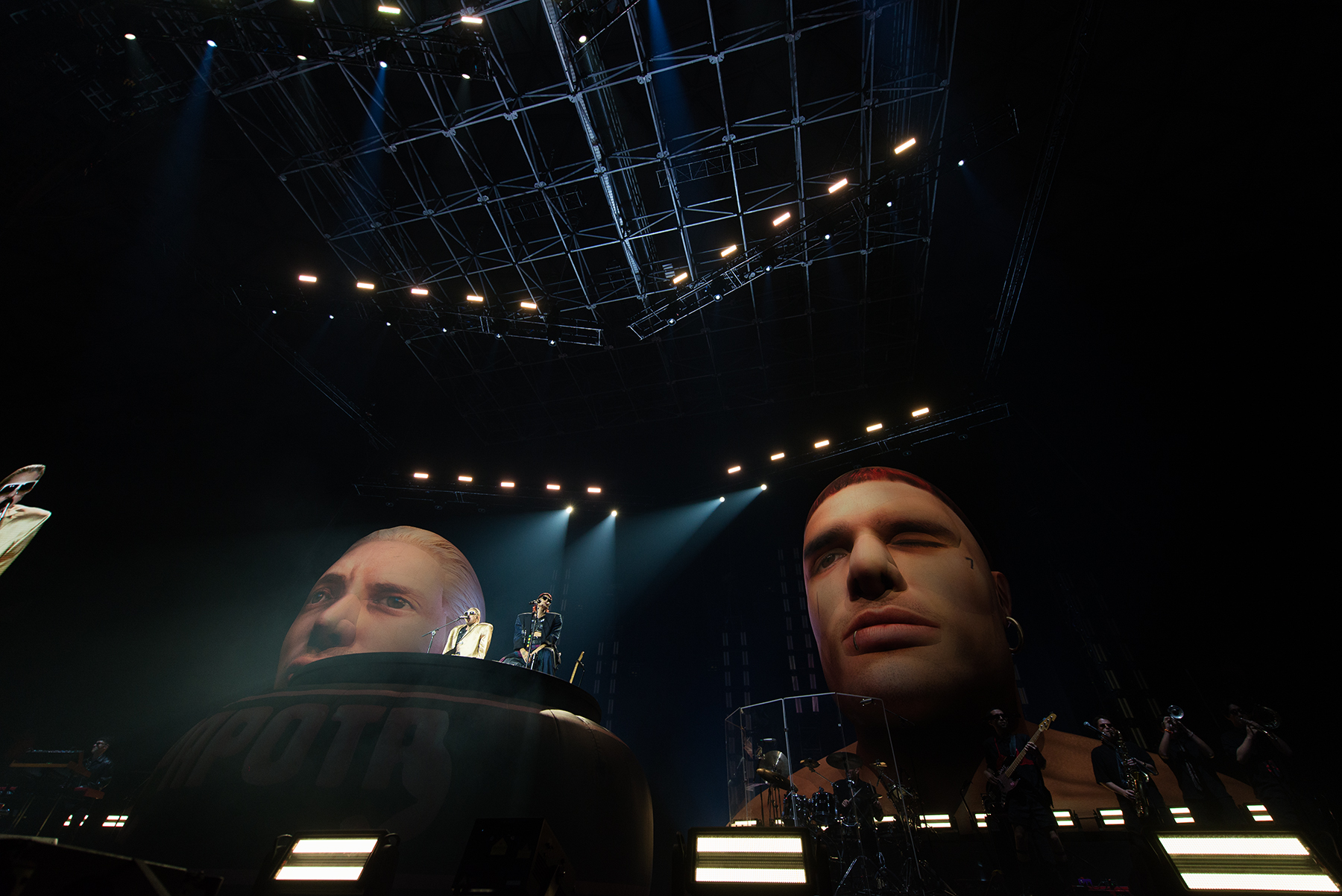 Ca7riel y Paco Amoroso - Papota Tour