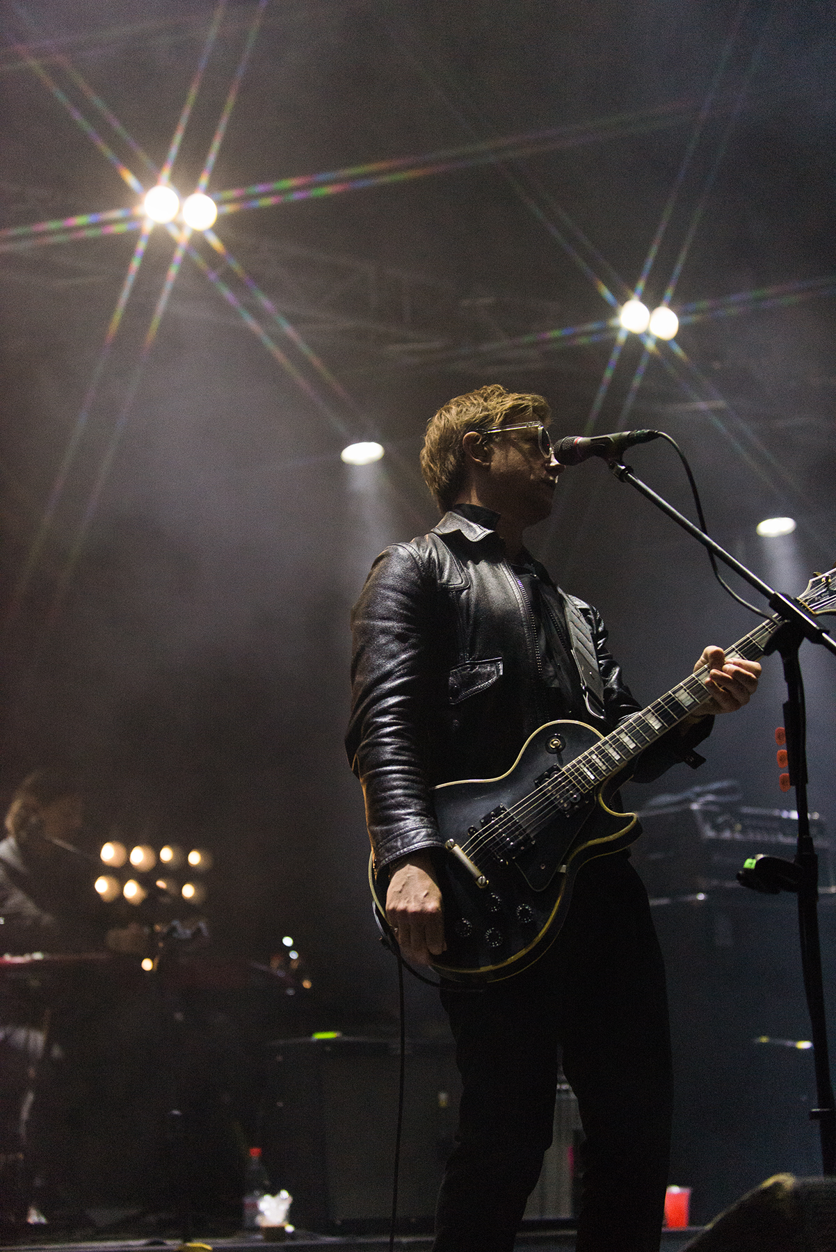 Interpol - "Turn on the Bright Lights" y "Antics"