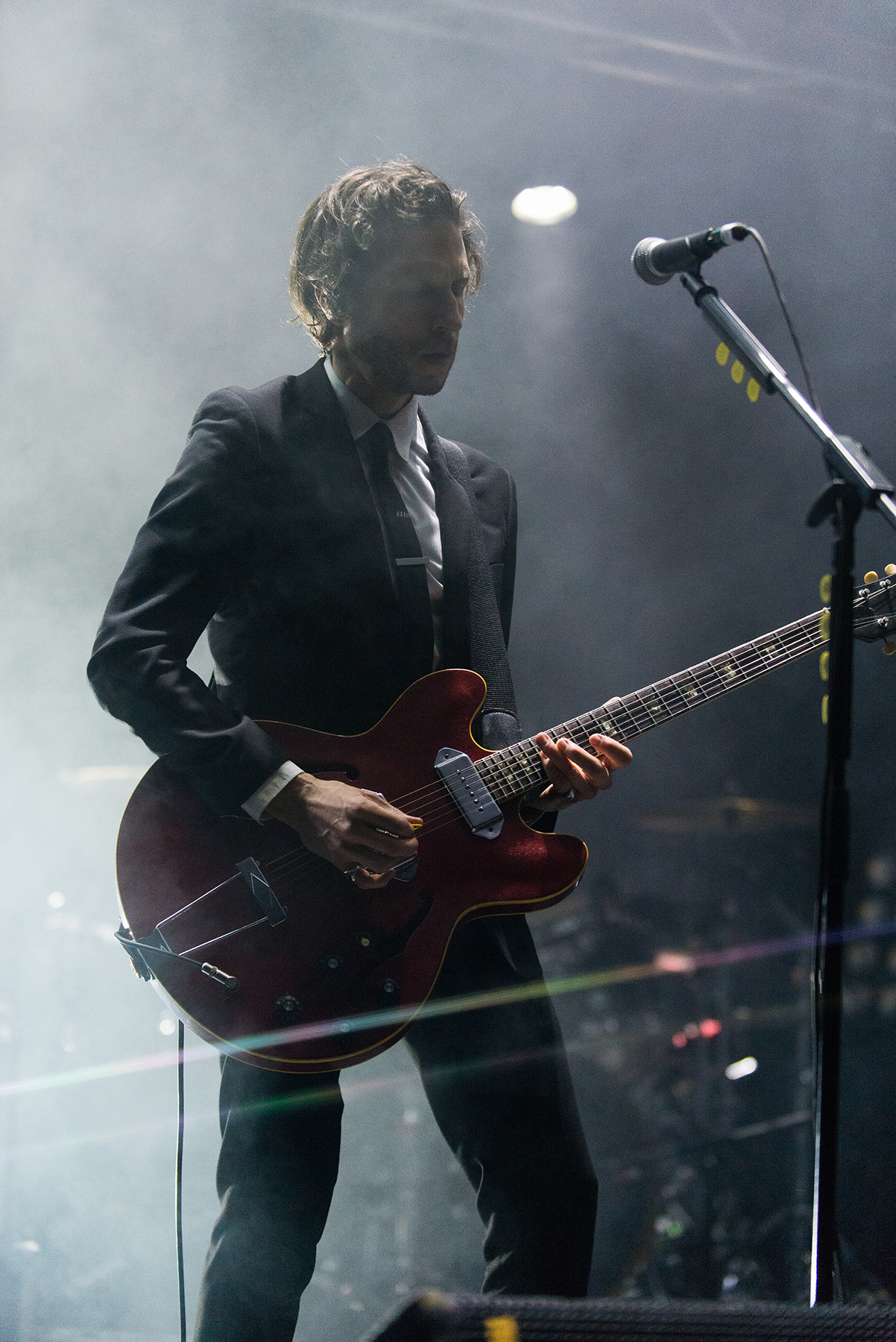 Interpol - "Turn on the Bright Lights" y "Antics"