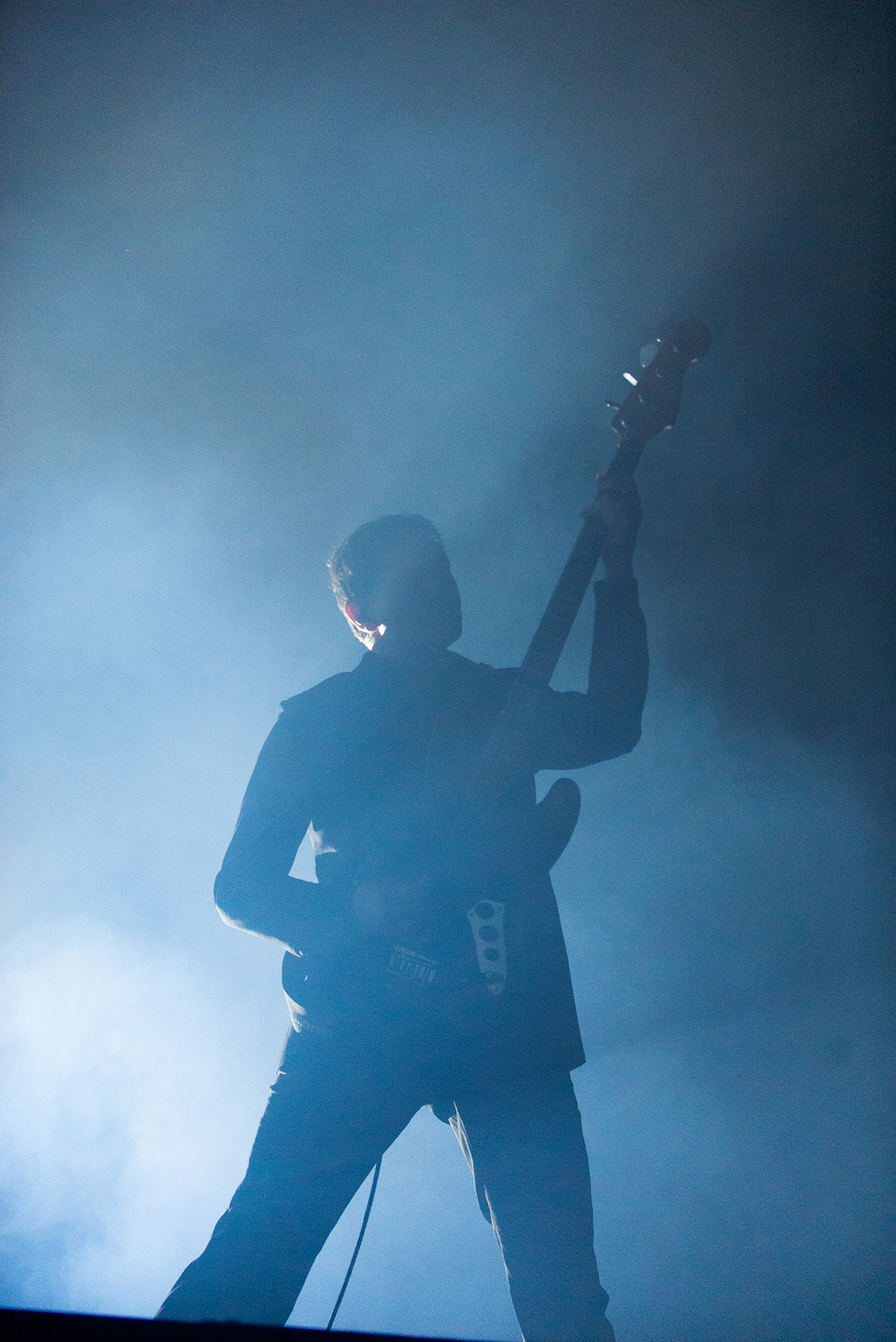 Interpol - "Turn on the Bright Lights" y "Antics"