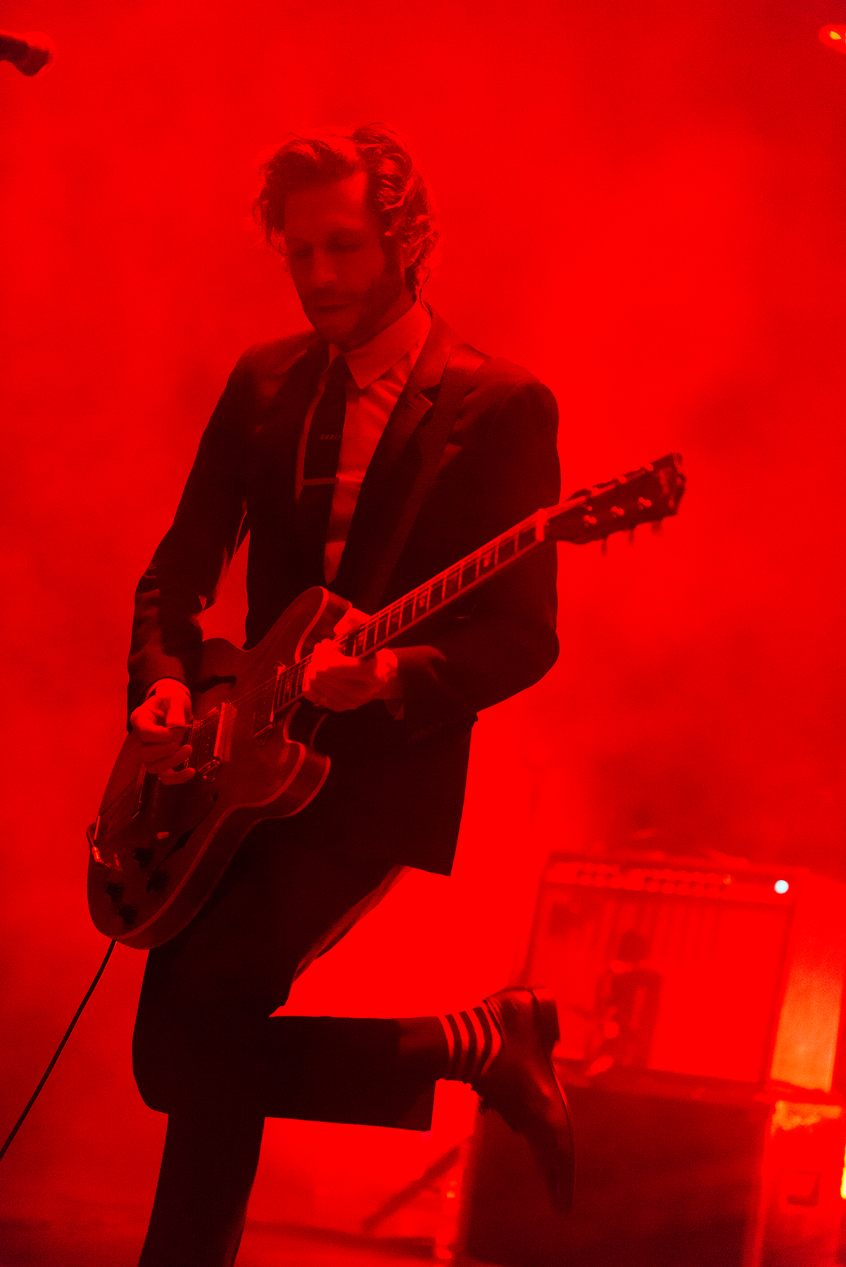 Interpol - "Turn on the Bright Lights" y "Antics"