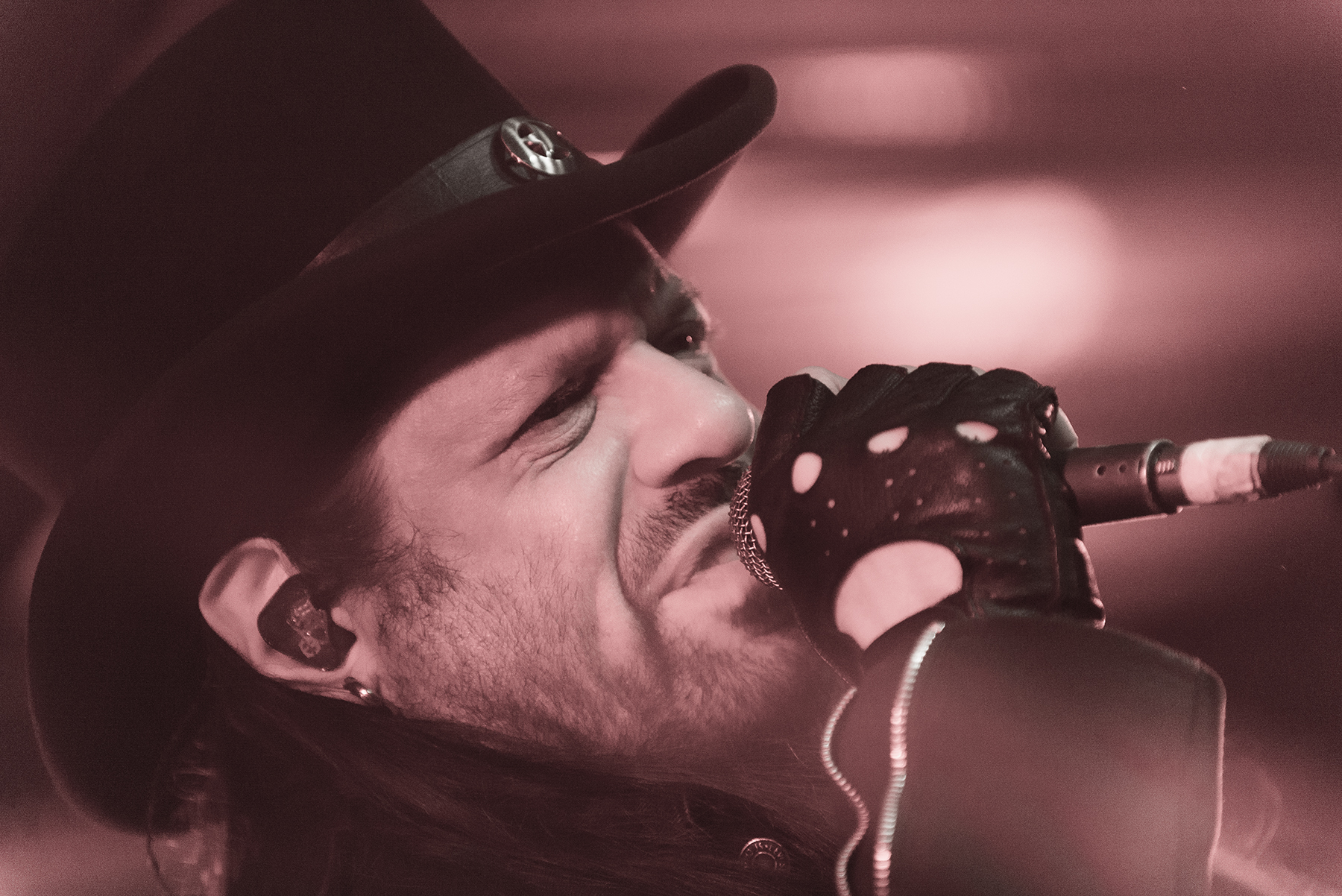 Neil Turbin: Fistful 40 Tour