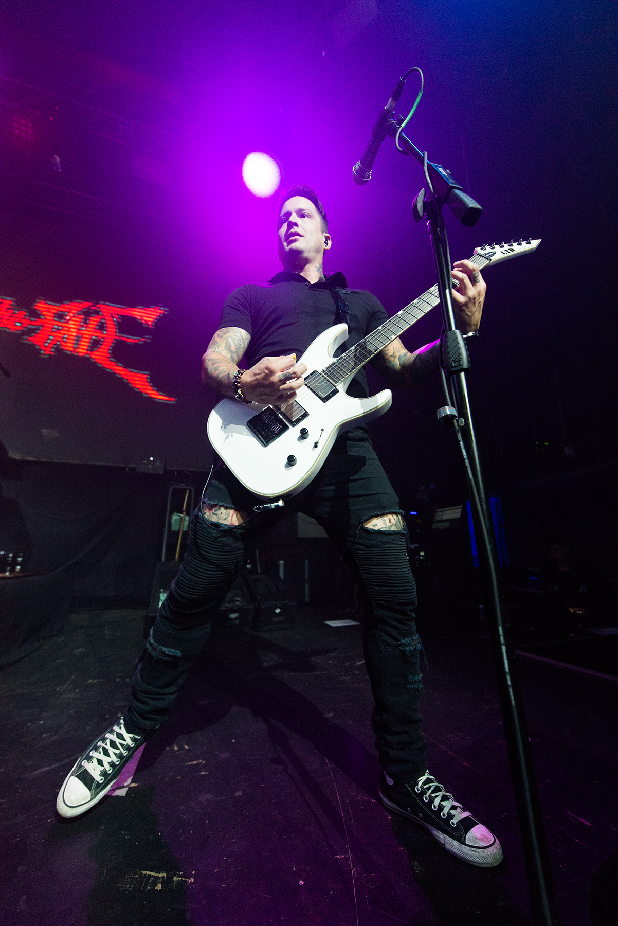 Escape the Fate - This War Is Ours