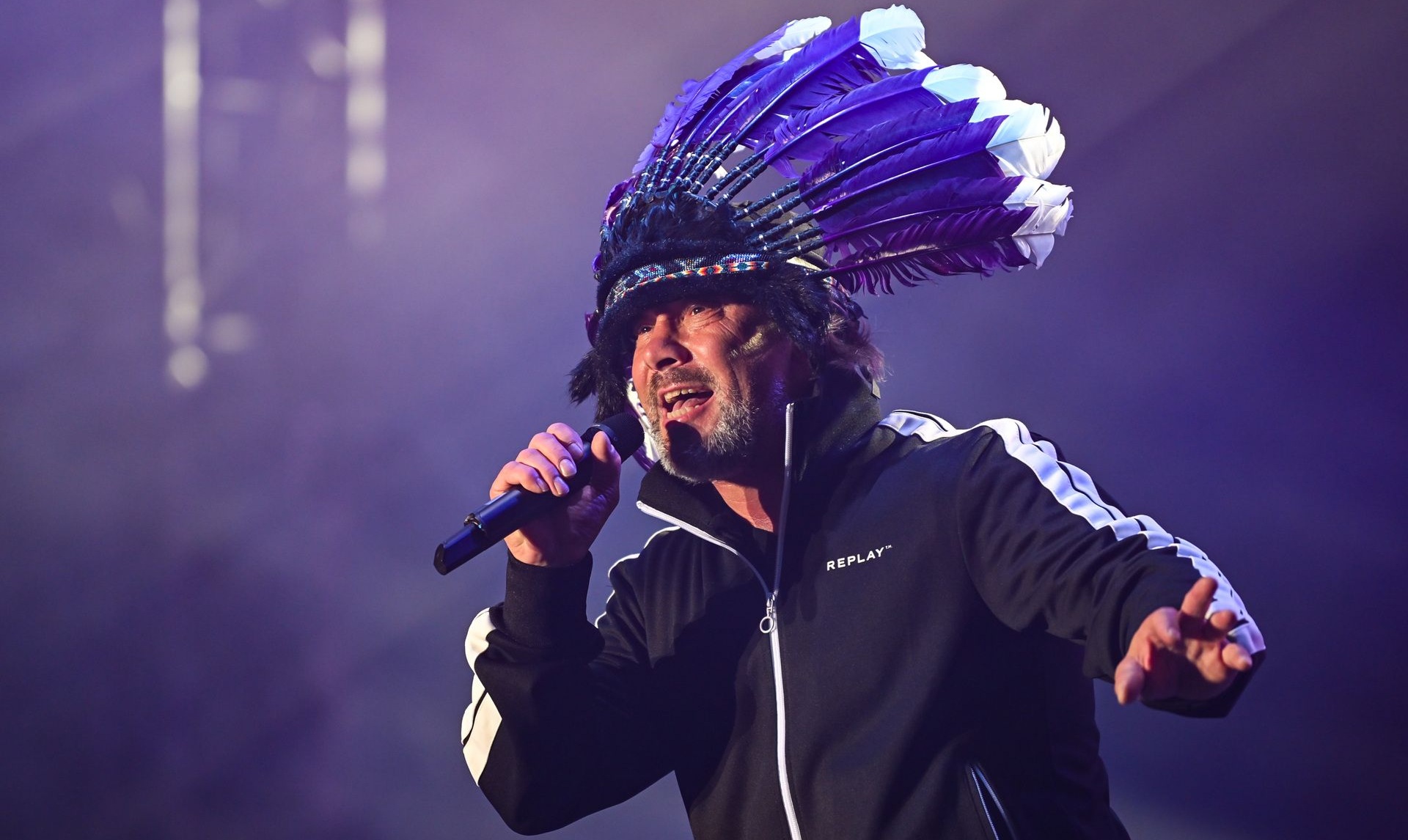 Después de ocho años: Jamiroquai vuelve a Chile