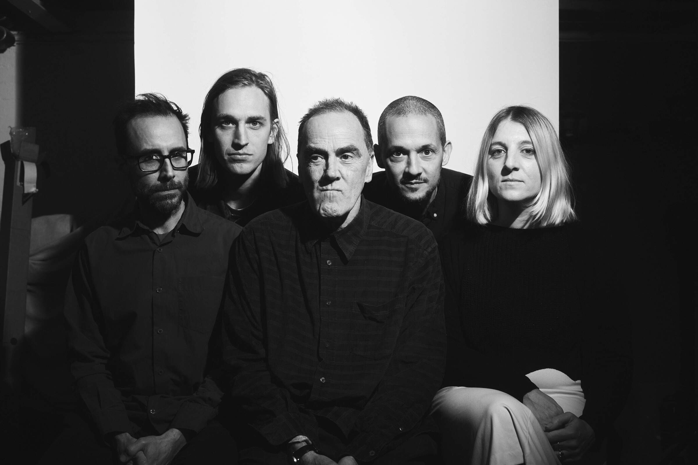 Abstract Concrete avisa su regreso con nuevo single 'Small World'