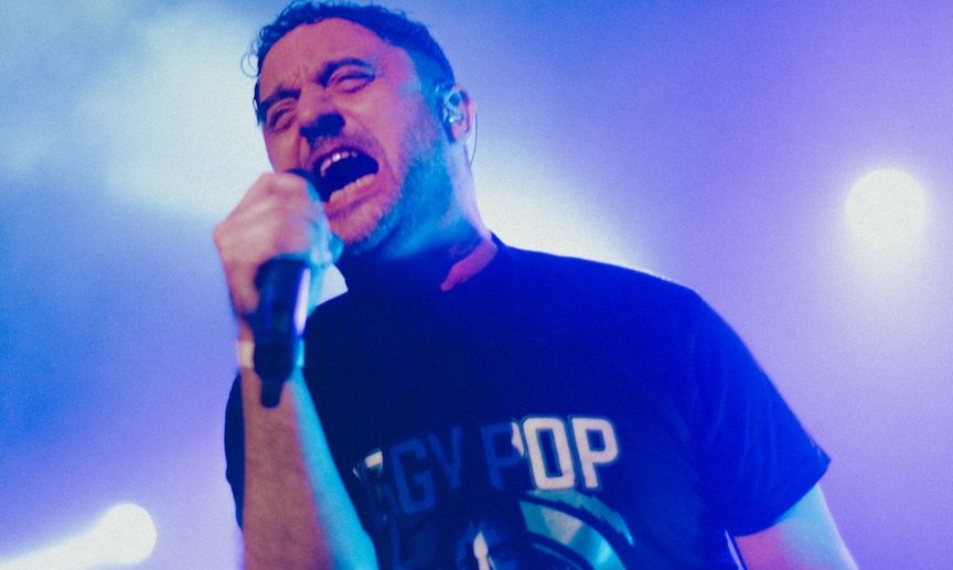 Eterna Inocencia: Un estallido de voces y emociones compartidas