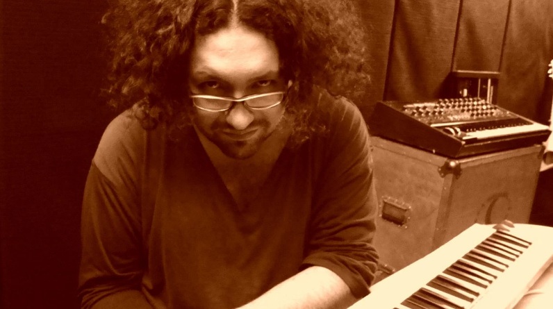 Shog�n vuelve con sus primeras canciones desde el 2010