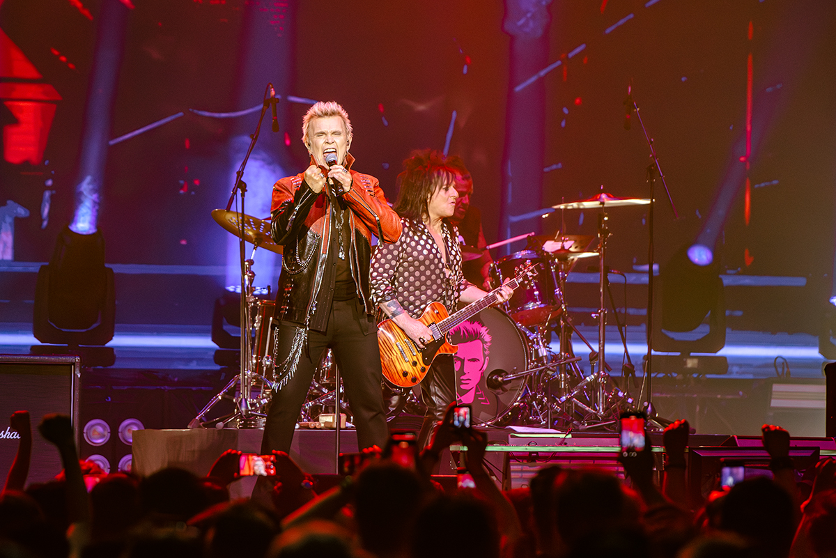 Billy Idol - It's a Nice Day to... Tour Again!