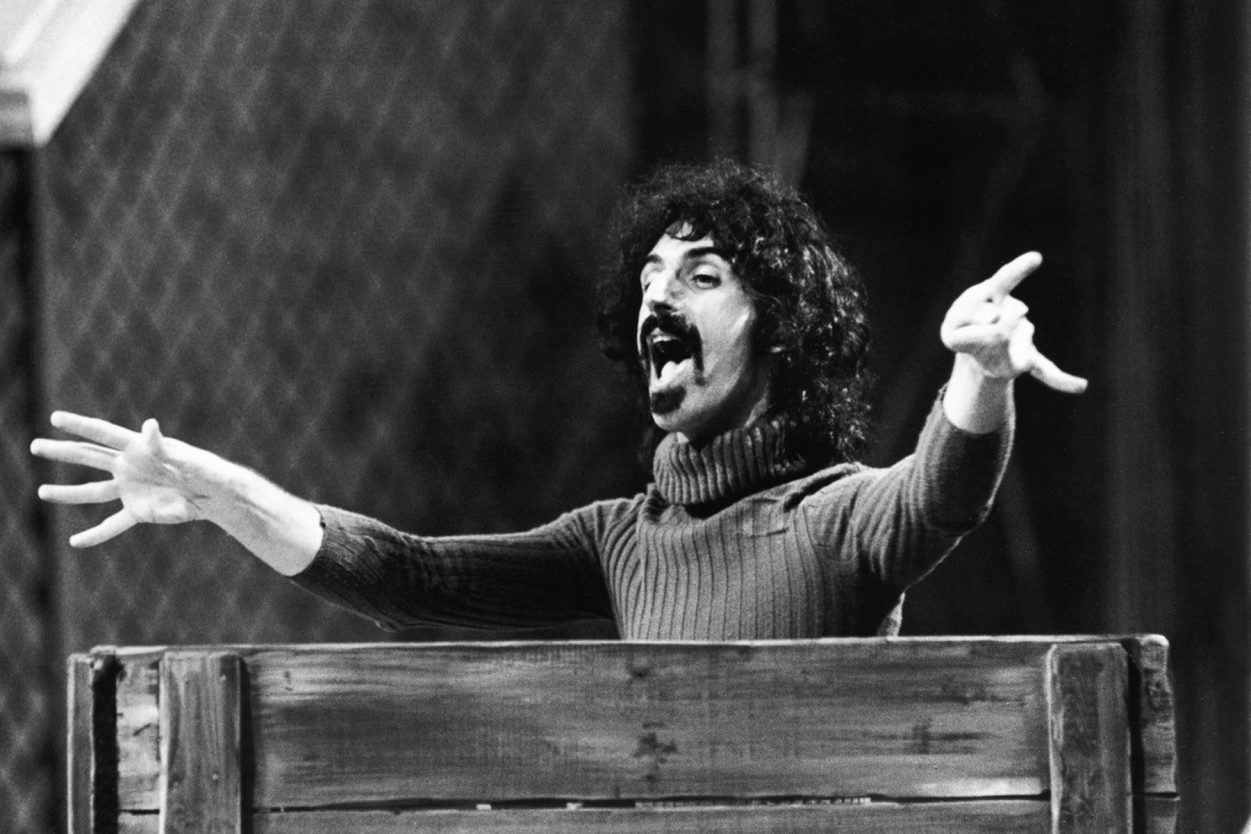 Conoce los detalles de la versión del quincuagésimo aniversario de "200 Motels" de Frank Zappa