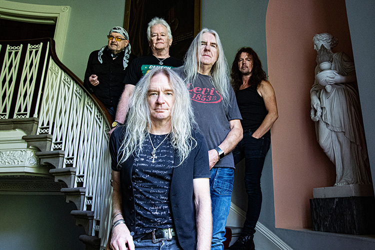 Saxon: "Es bueno haber inspirado e influenciado a otras bandas"