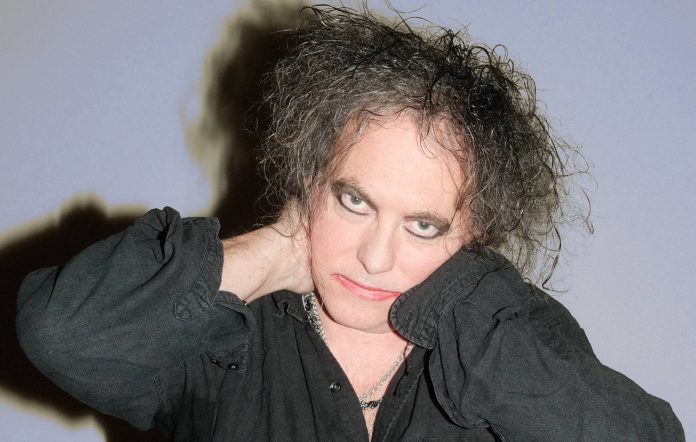 'Alone': The Cure lanza su primer single en 16 a�os