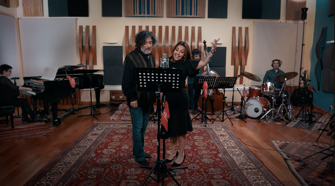 Homenaje a Patricio Manns: Manuel García y Denisse Malebrán interpretan 'Can Can del Piojo'