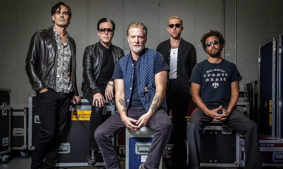 QOTSA, Fontaines D.C., Prodigy y Charli XCX estarán en Lollapalooza Chile 2027