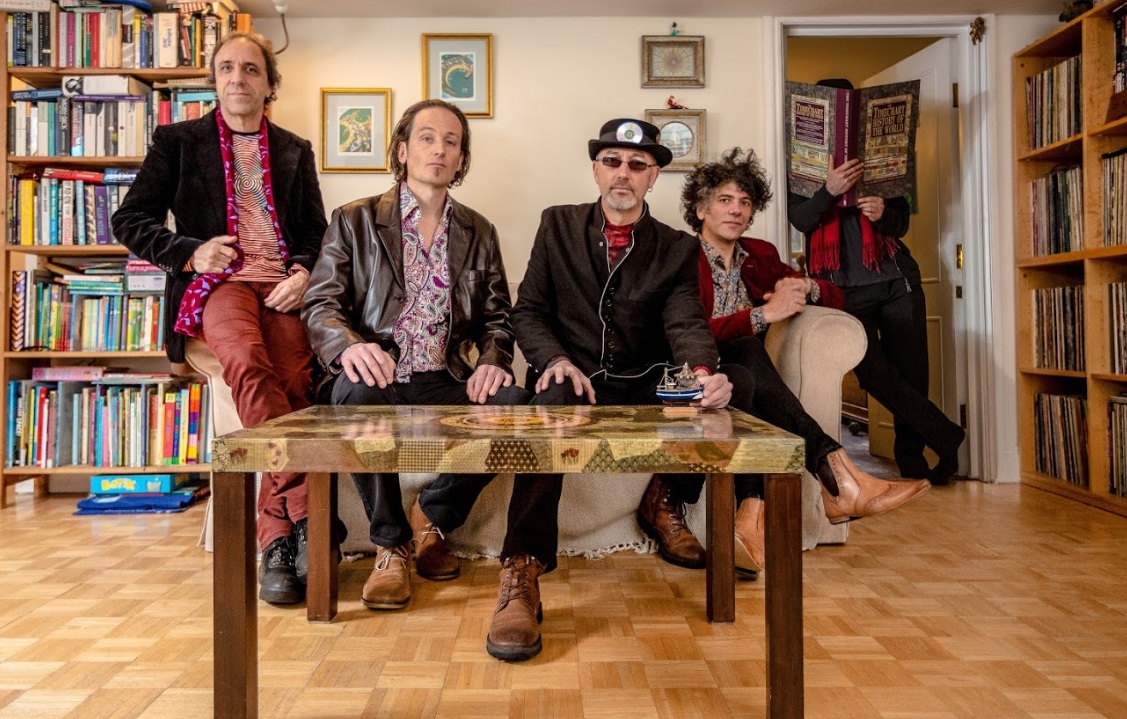 Santiago Fusi�n reprogramar� shows de Pat Metheny, Gong y Riverside