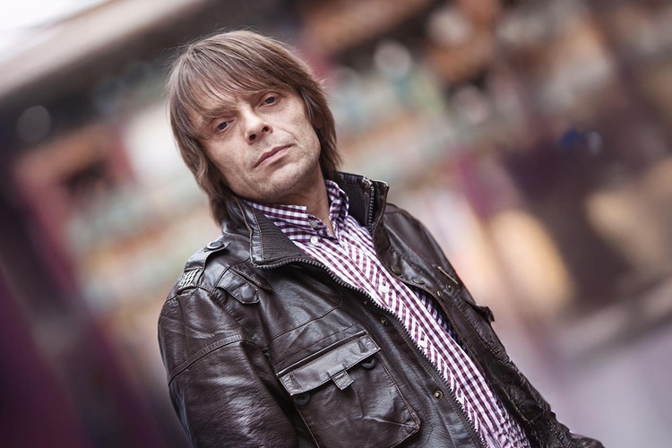 Gary 'Mani' Mounfield de The Stone Roses y Primal Scream falleció a los 63 años