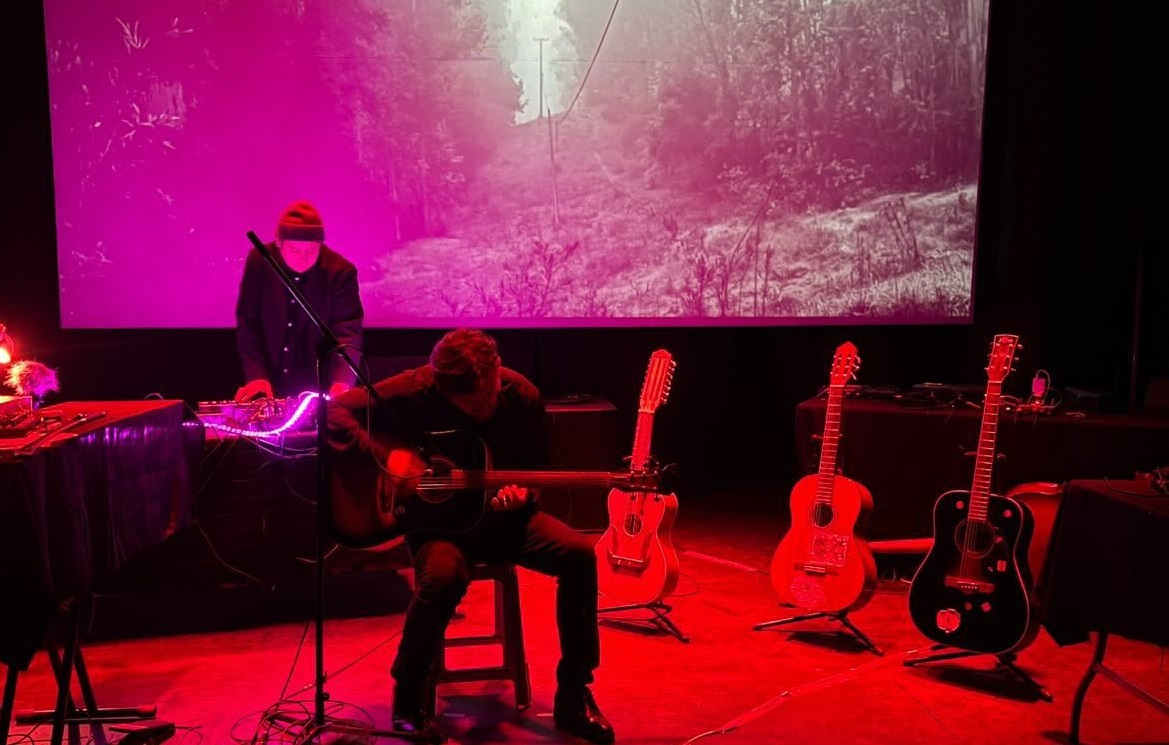 Dúo nacional Irreales del Monte debuta en vivo en la segunda edición del Festival Transónica