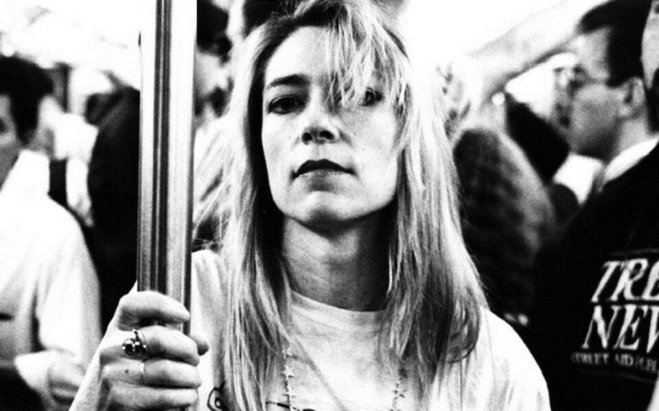 Cinco lecciones que aprendimos leyendo la autobiografía de Kim Gordon