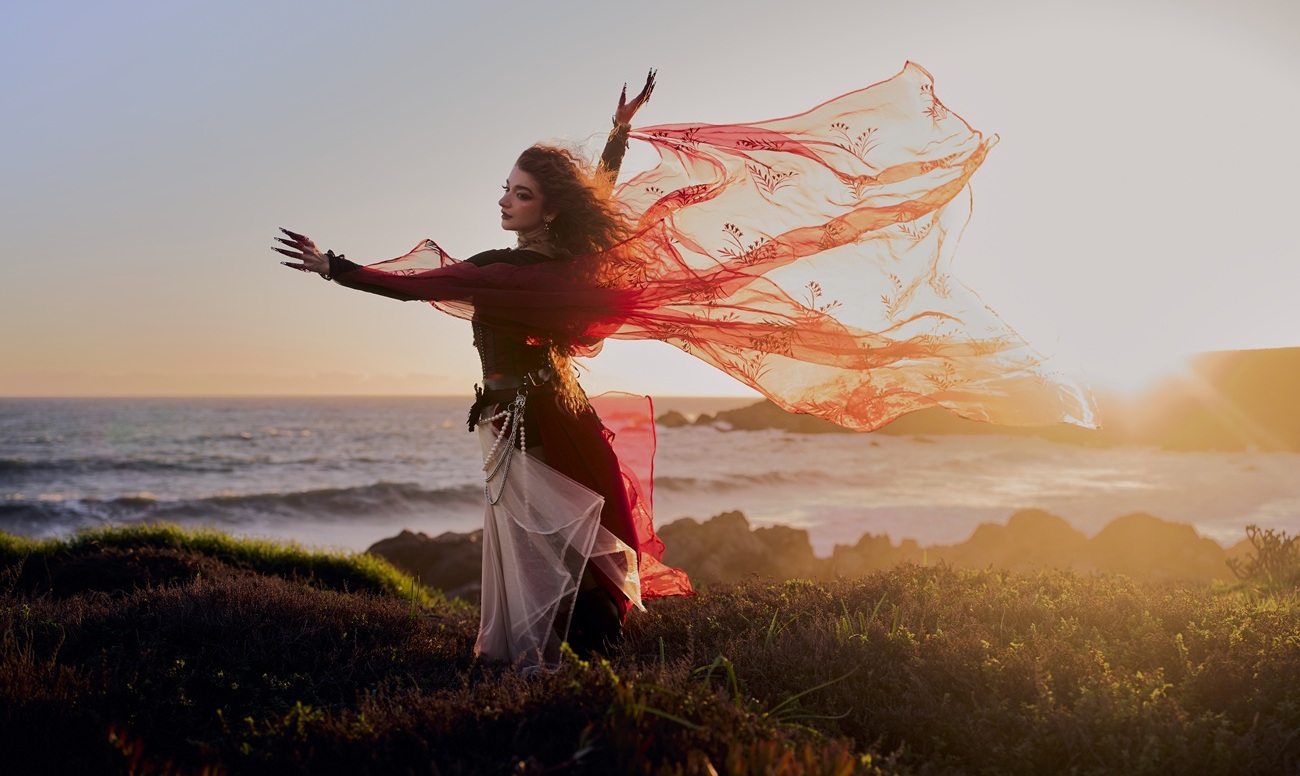 Con inspiración de Sylvia Plath: Karla Grunewaldt lanza nuevo single